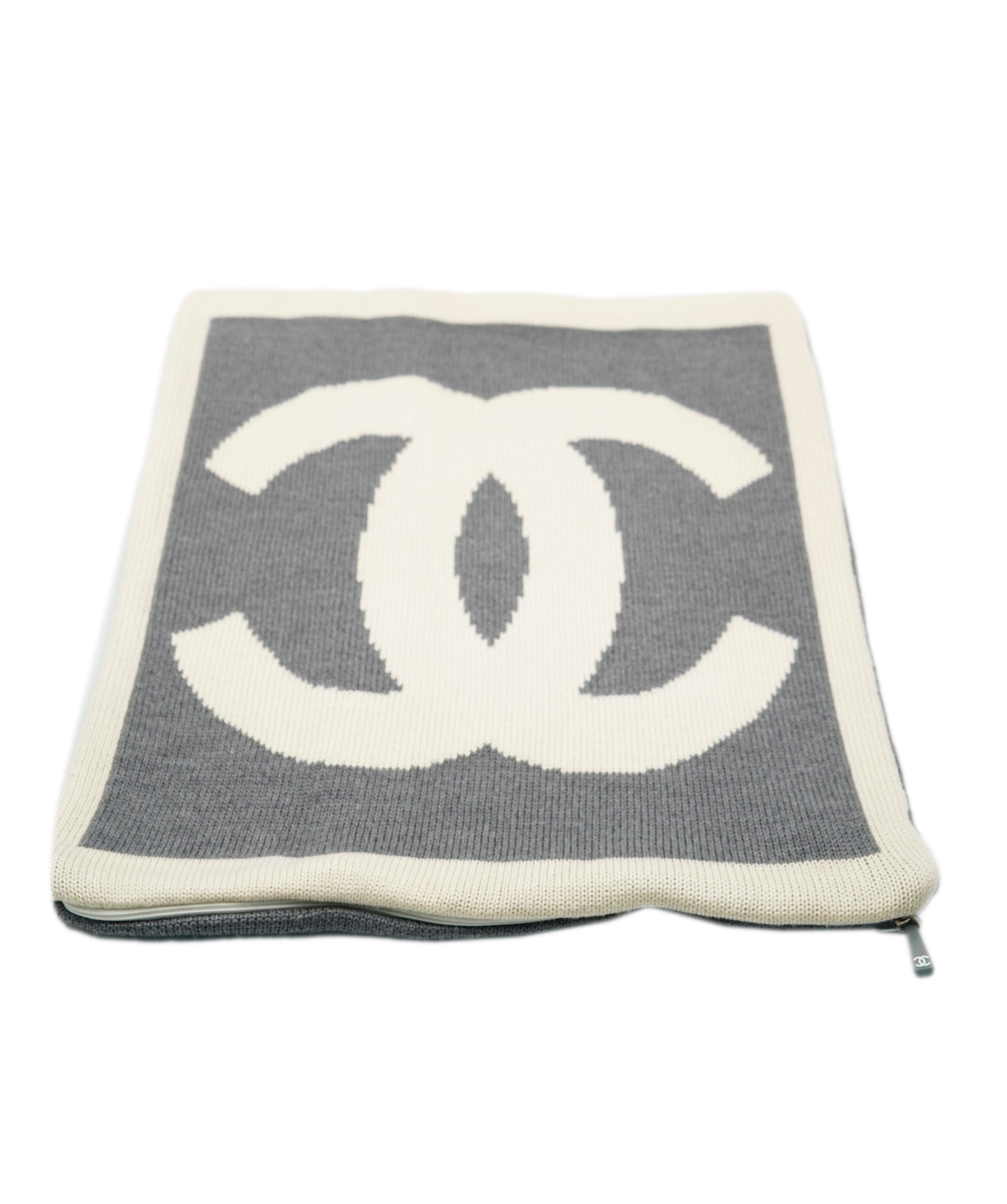 Chanel Chanel CC Cashmere Pillow Cover Gray ASL8868