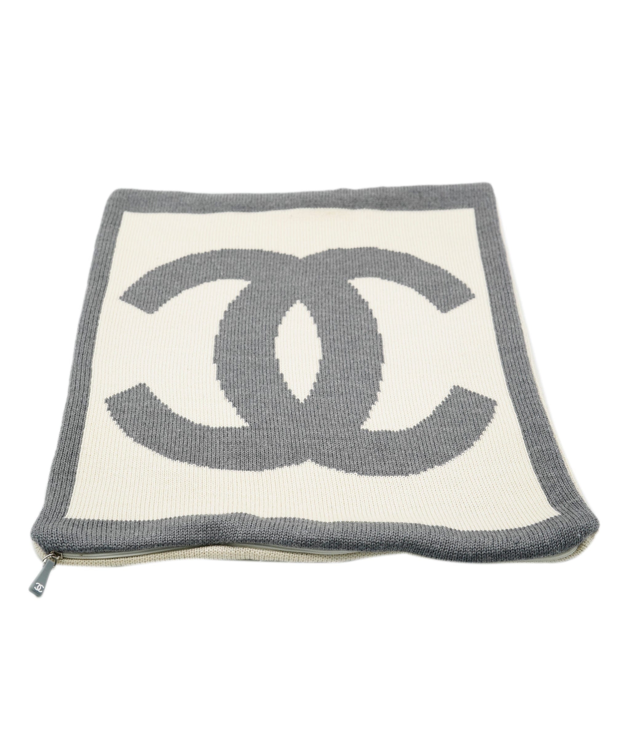 Chanel Chanel CC Cashmere Pillow Cover Gray ASL8868