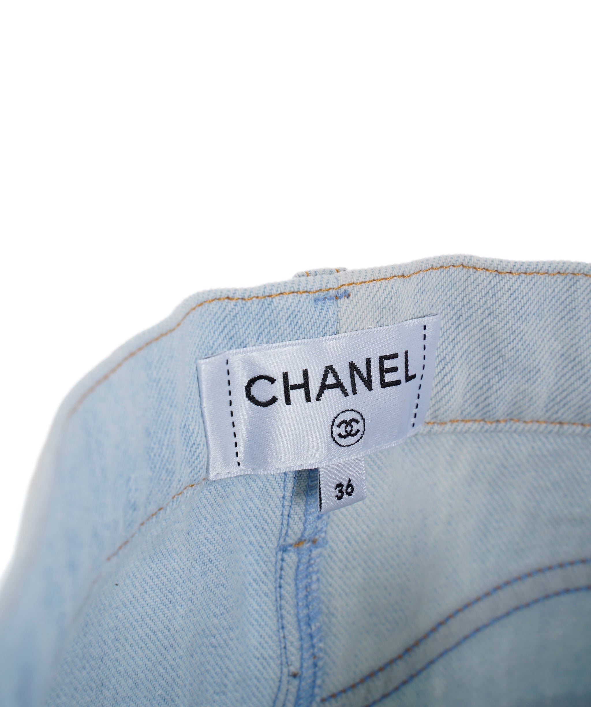 Chanel Chanel jeans with buttons ASL7543