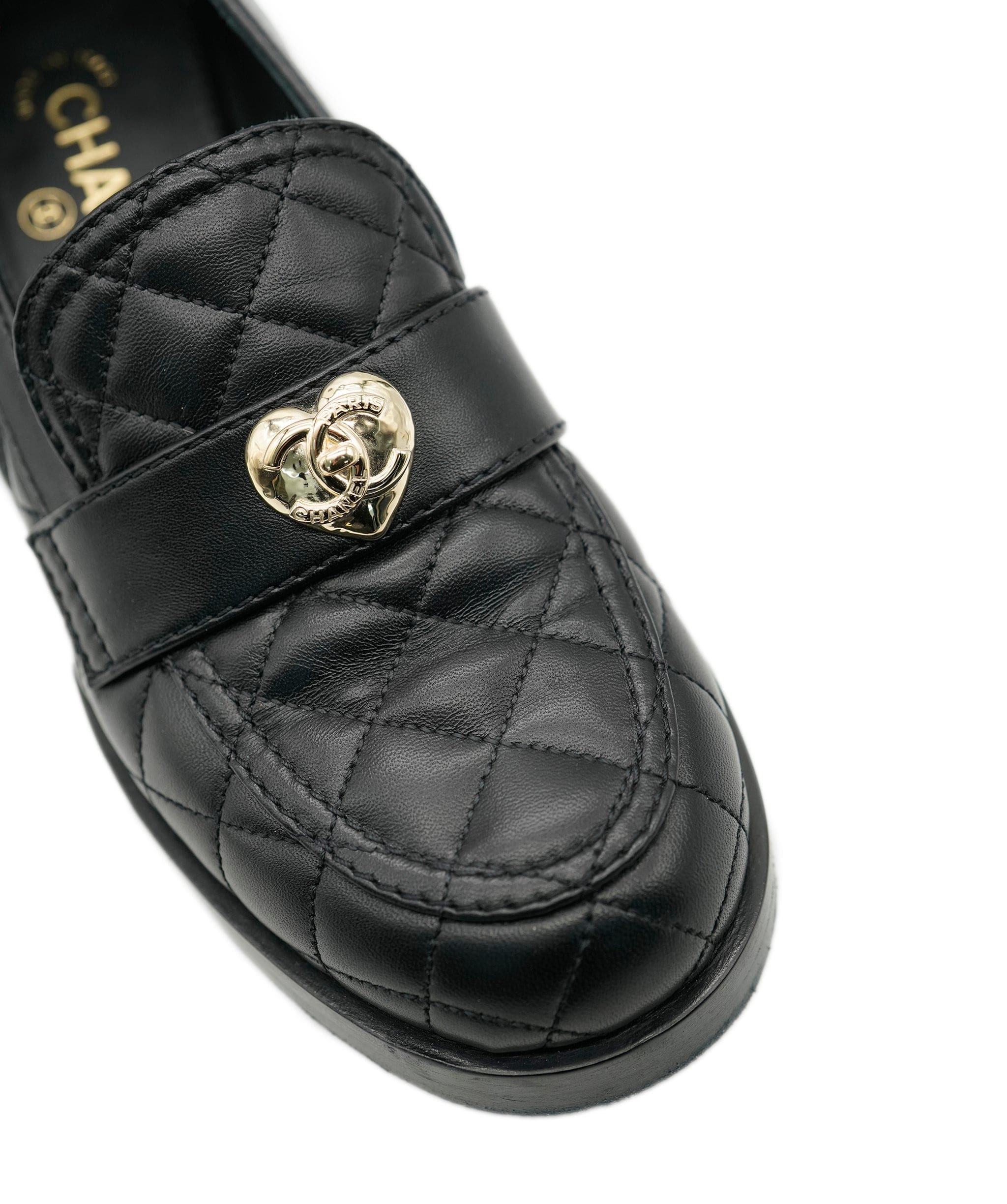 Chanel Chanel Loafers black quilted gold heart CC 38,5 AVC1150