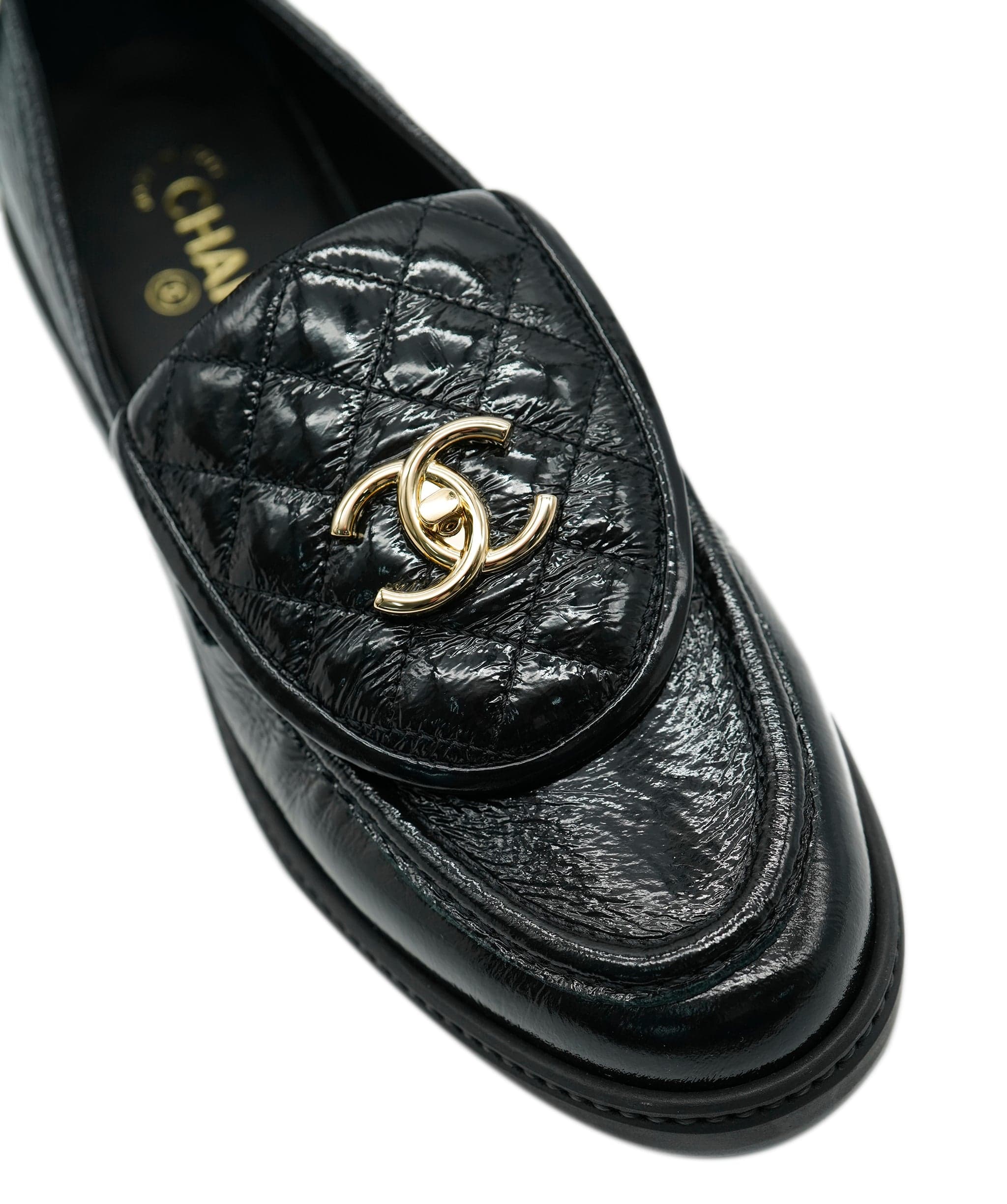 Chanel Chanel Patent Loafer 41.5 ALC0952