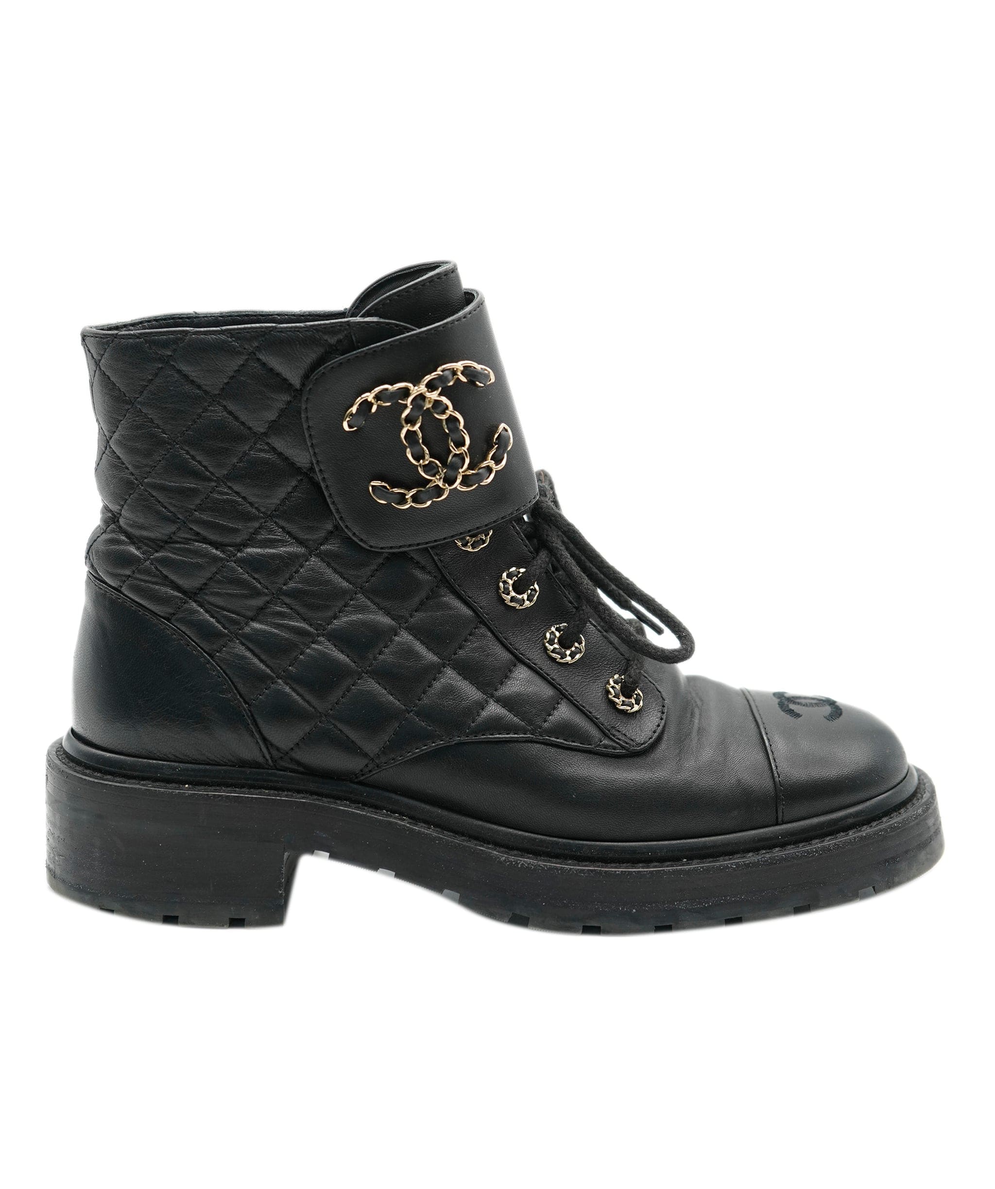 Chanel Chanel quilted black boots size 39.5 - AJC0441