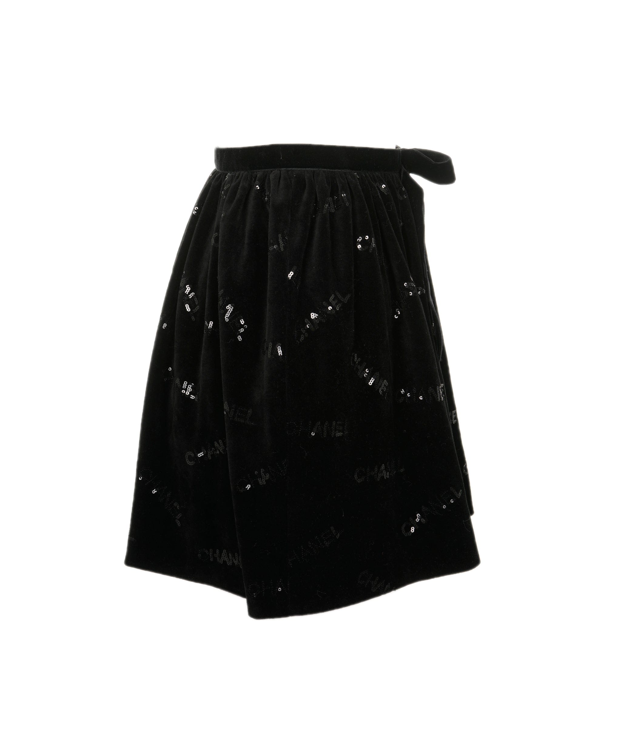 Chanel Chanel Skirt black velvet with sequins FR34 P73382V64928 AVC1128