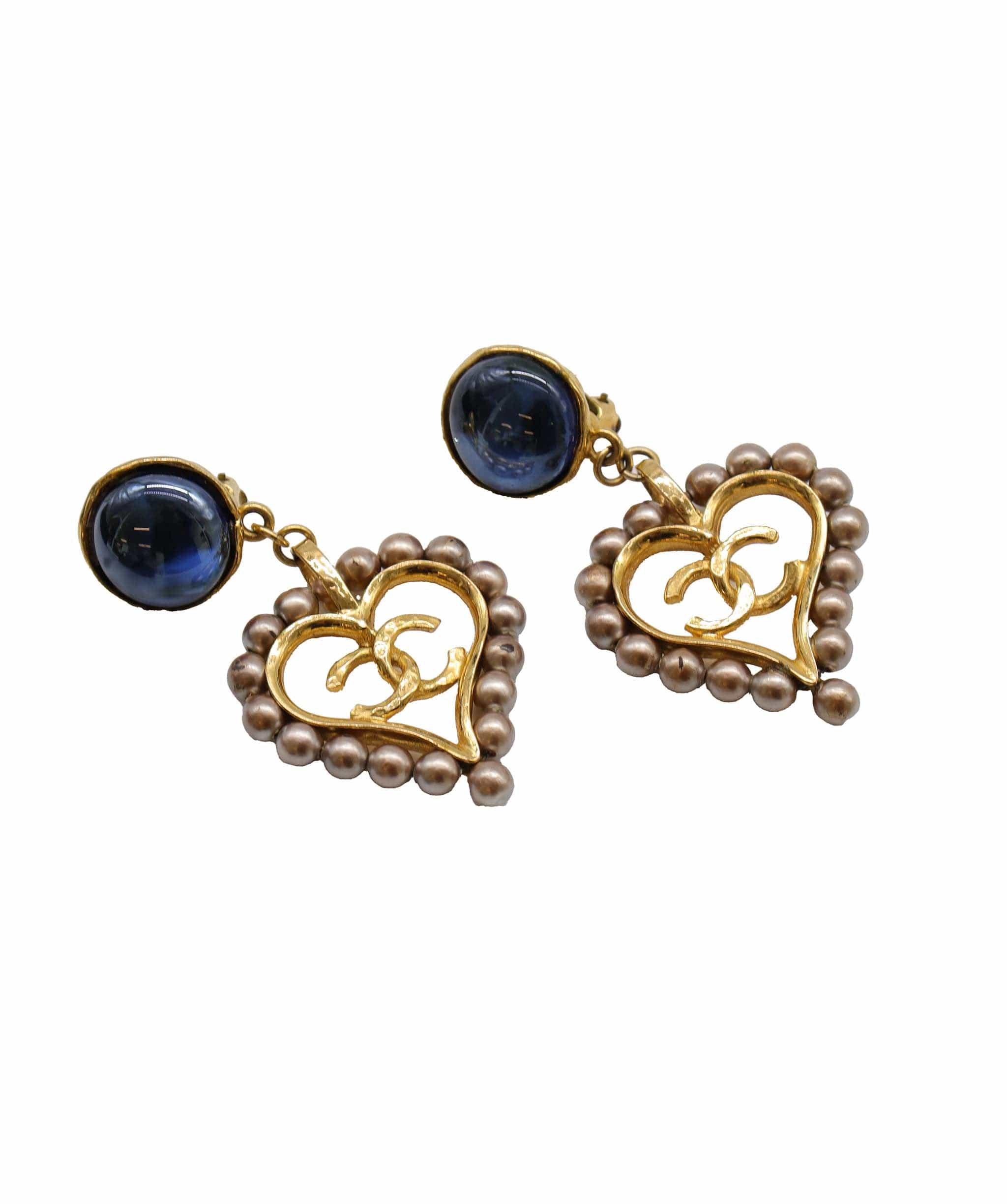 Chanel Chanel Vintage Gripoix Heart Earrings