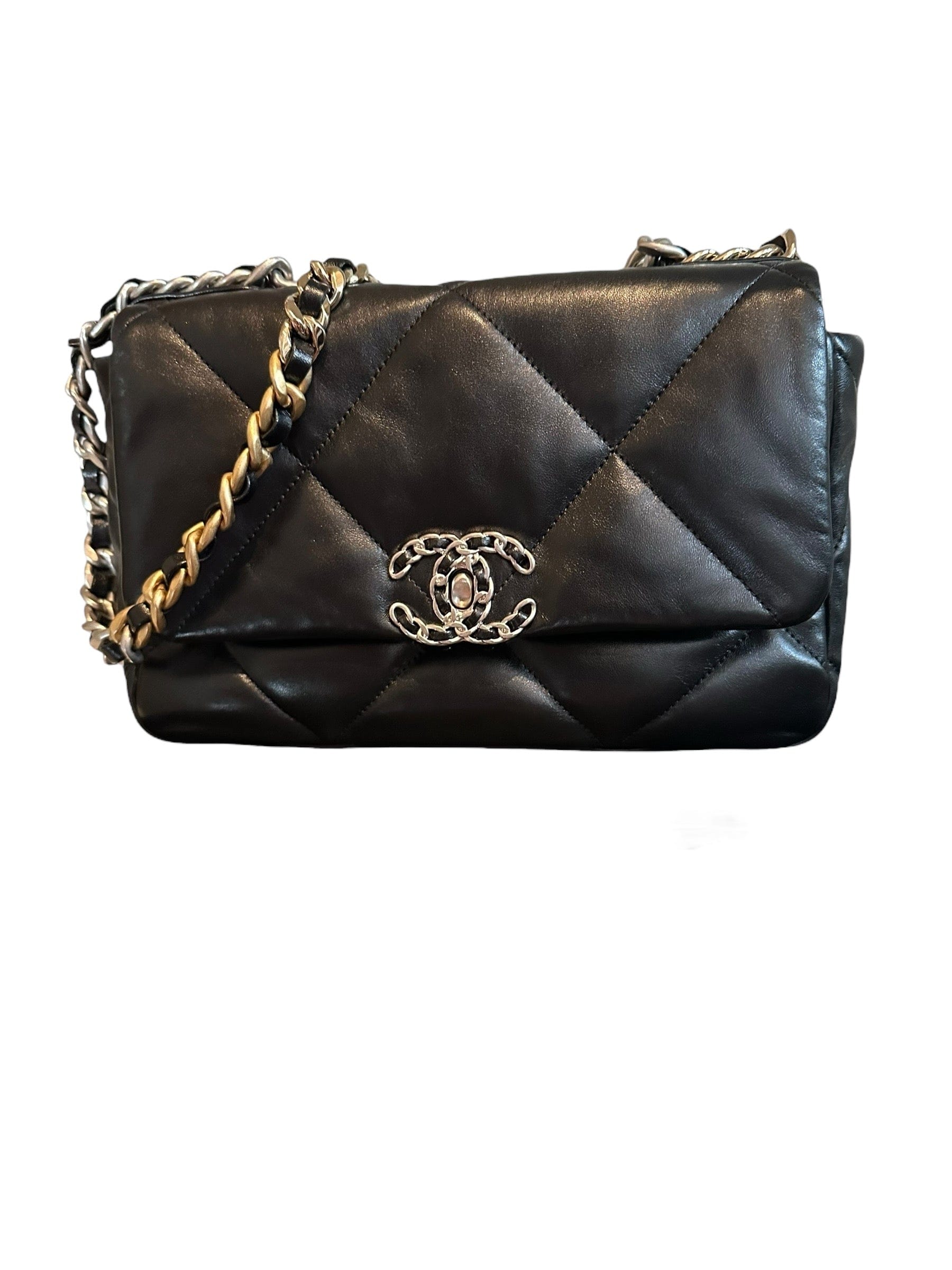 Chanel Chanel 19 Small Black