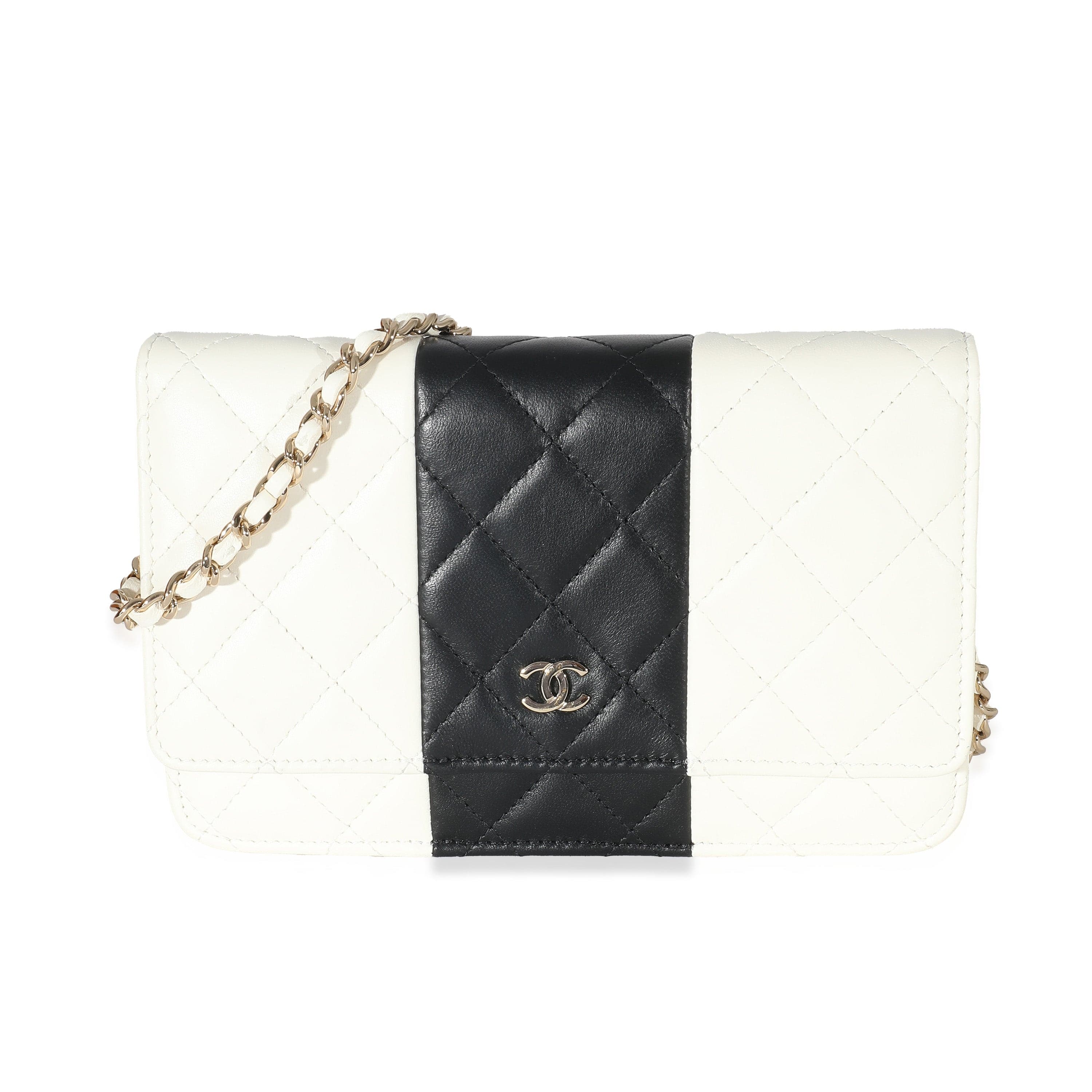 Chanel Chanel 22C Bi-Color Lambskin Wallet On Chain