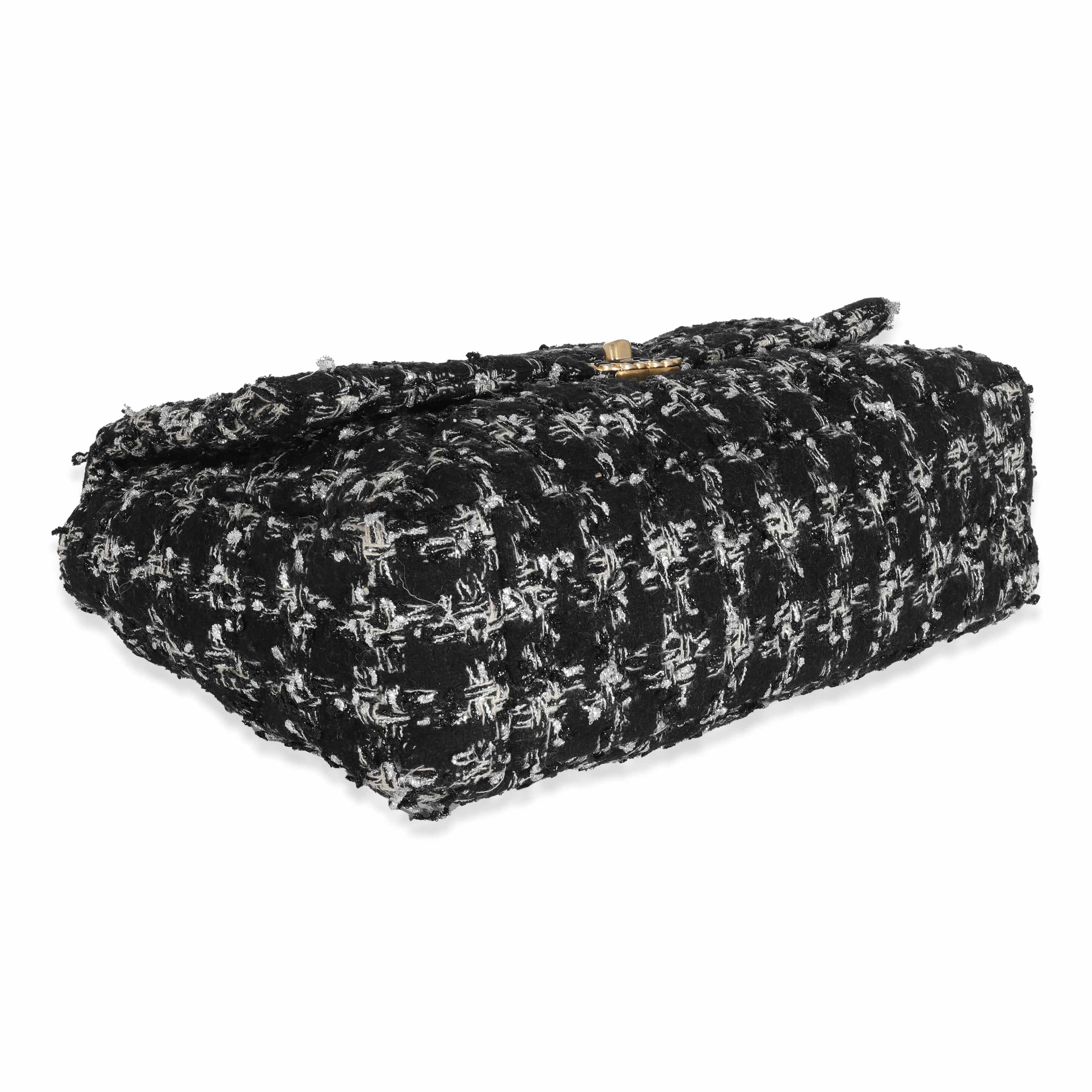 Chanel Chanel Black White Metallic Houndstooth Tweed Chanel 19 Maxi Flap Bag