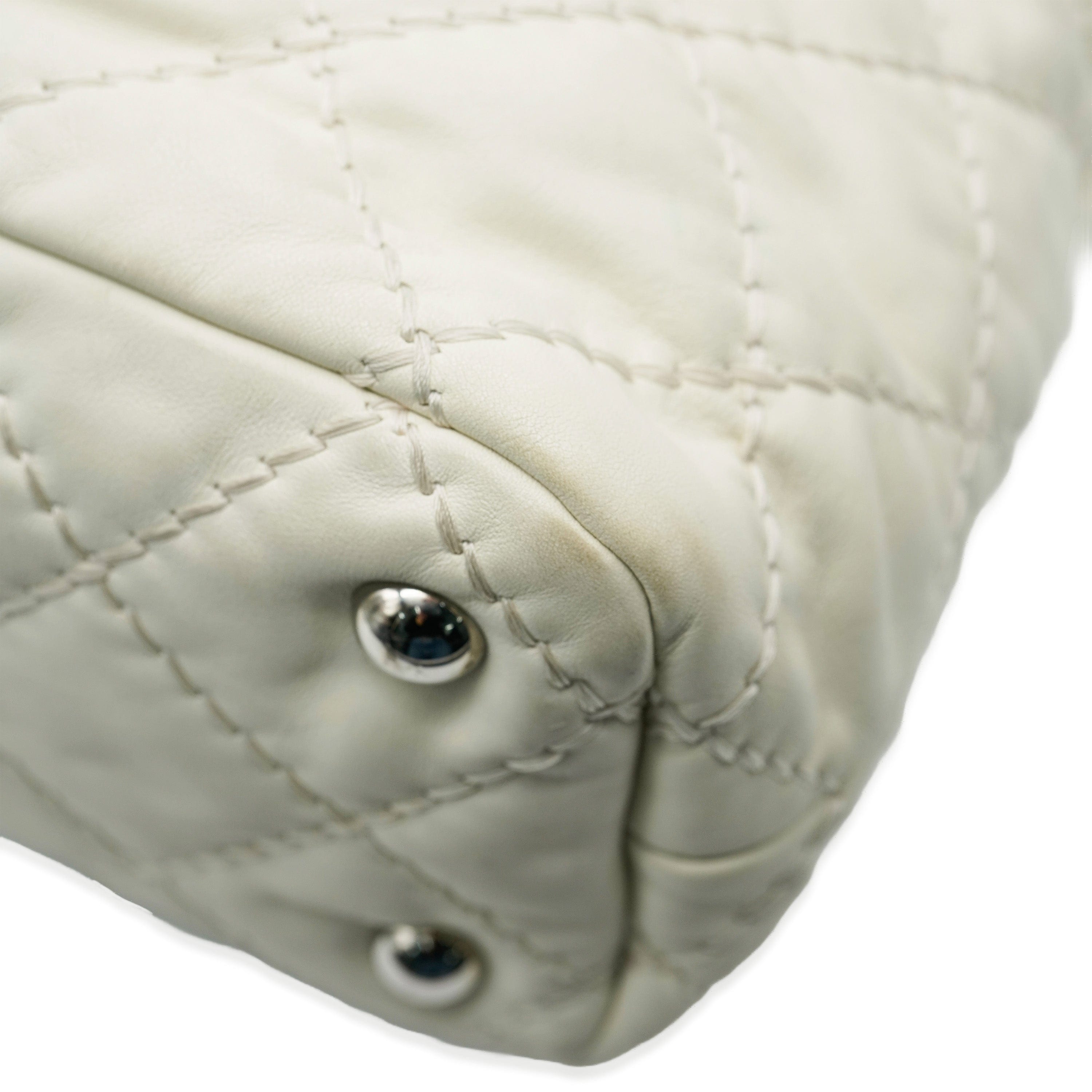 Chanel Chanel White Quilted Calfskin Ultimate Stitch Hobo