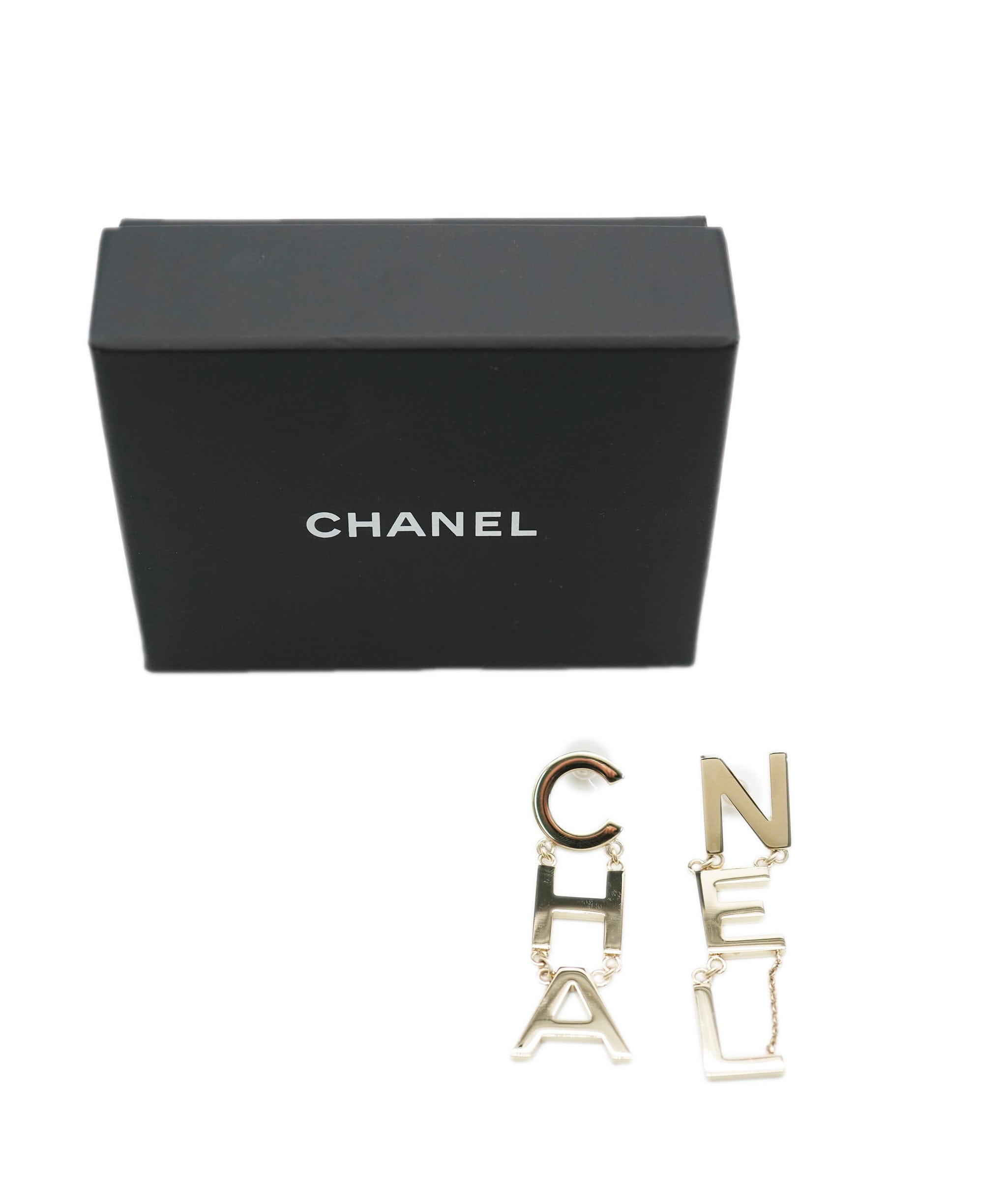 Chanel Chanel CH-ANEL Runway Earrings 5FA08N UKL1365