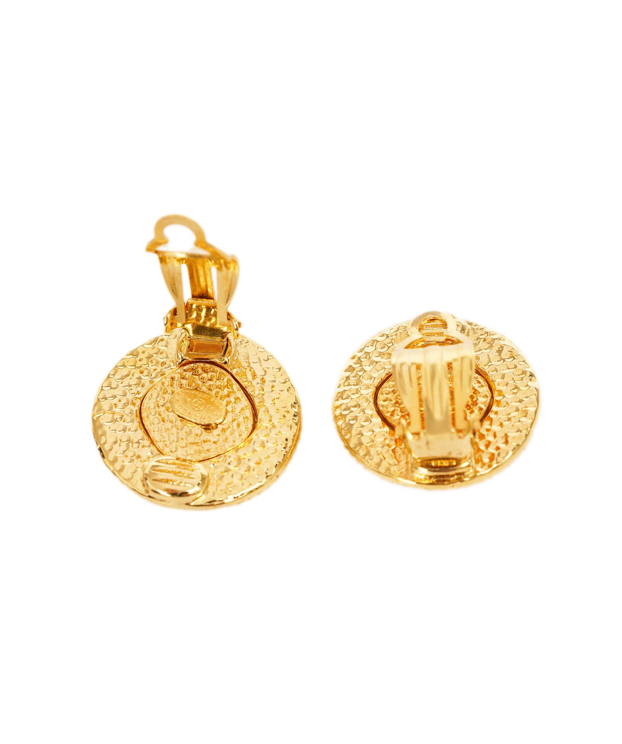 Chanel CHANEL COCO Mark Earring Gold CC Auth ar7354 DBXS1639