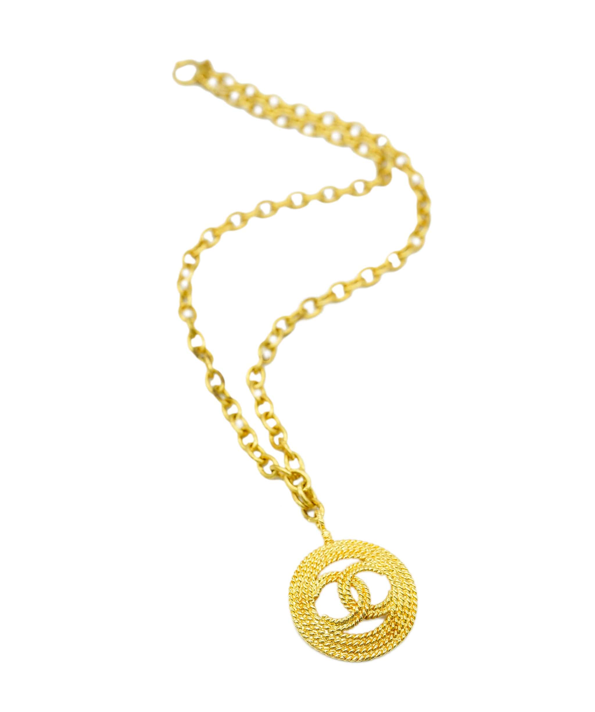 Chanel CHANEL COCO Mark Necklace Gold CC Auth am6333 DBXS1735