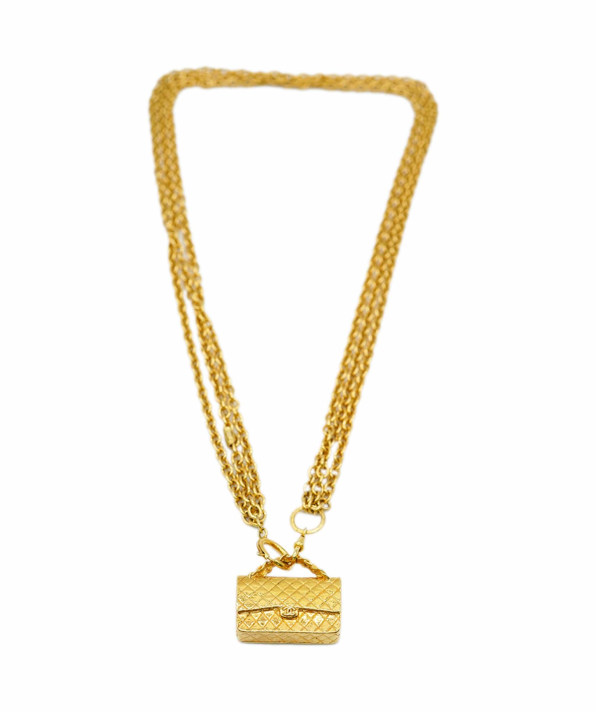 Chanel CHANEL Matelasse Chain Necklace metal Gold Tone CC Auth ar11061 DBXS1627