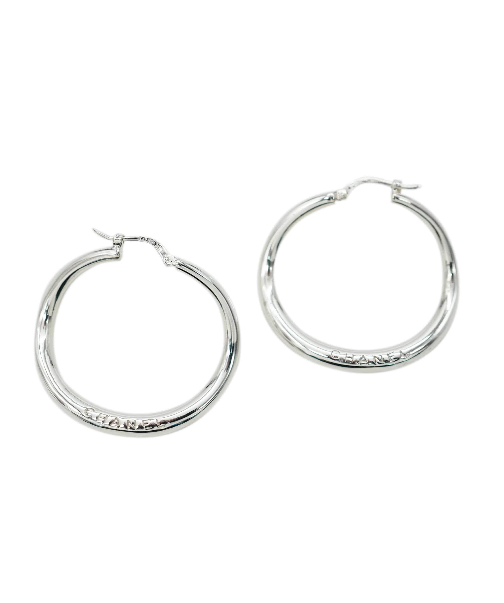 CHANEL CHANEL STERLING SILVER HOOP EARRINGS  OP3769