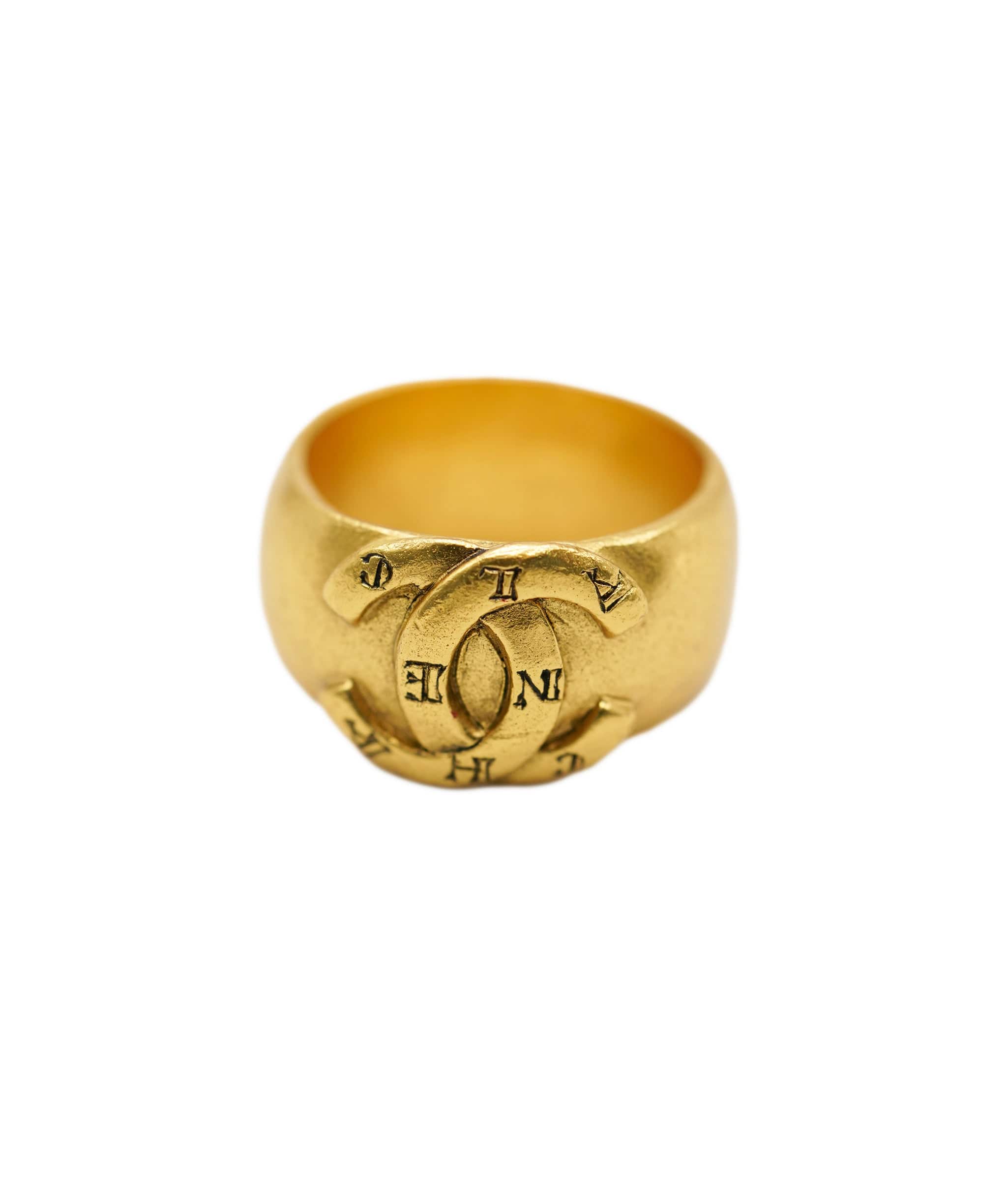 Chanel CHANEL THICK CC RING WITH INITIALS INSIDE CC UKL1407