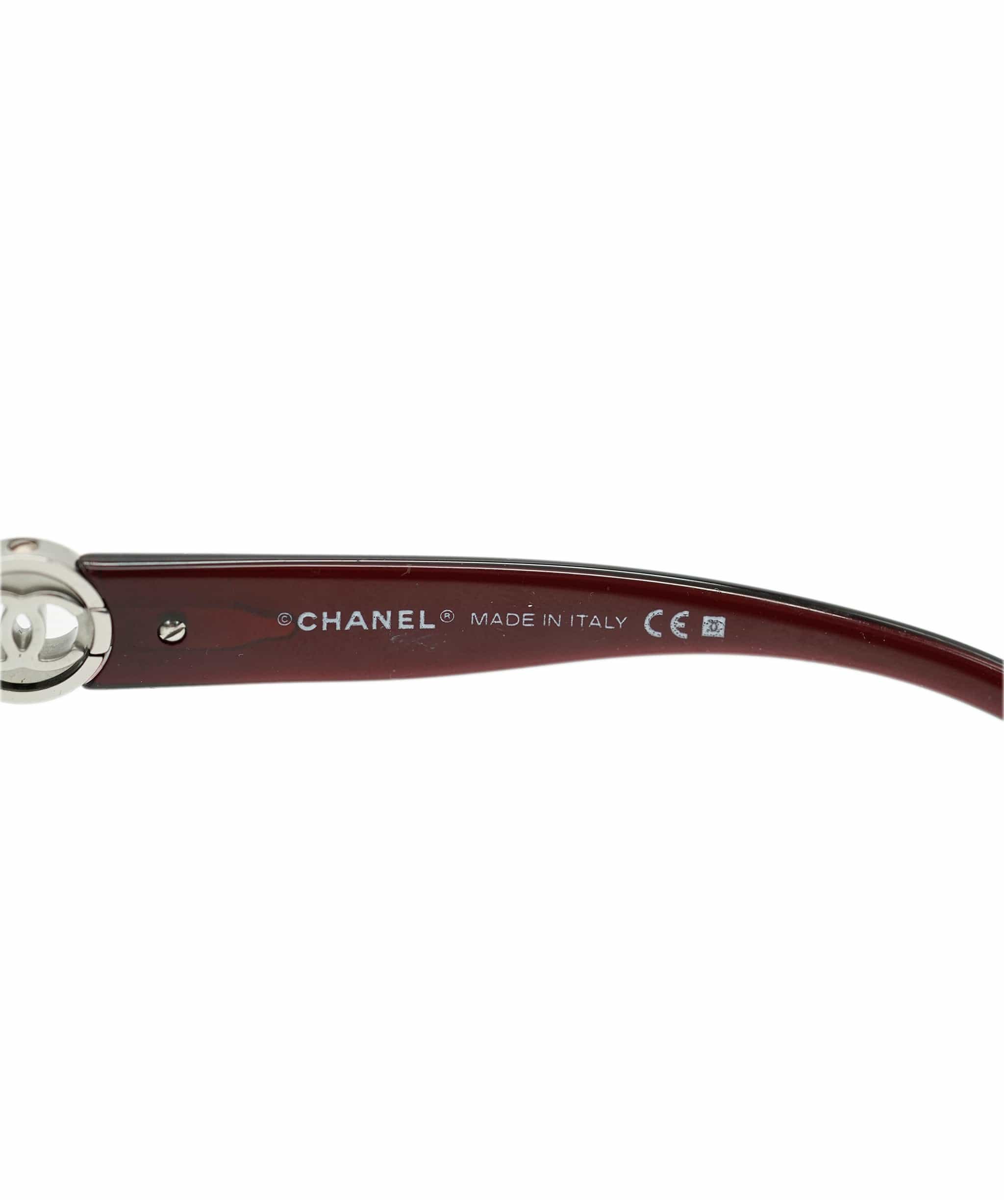 Chanel Chanel Vintage CC Sunglasses With Case  ALC1714