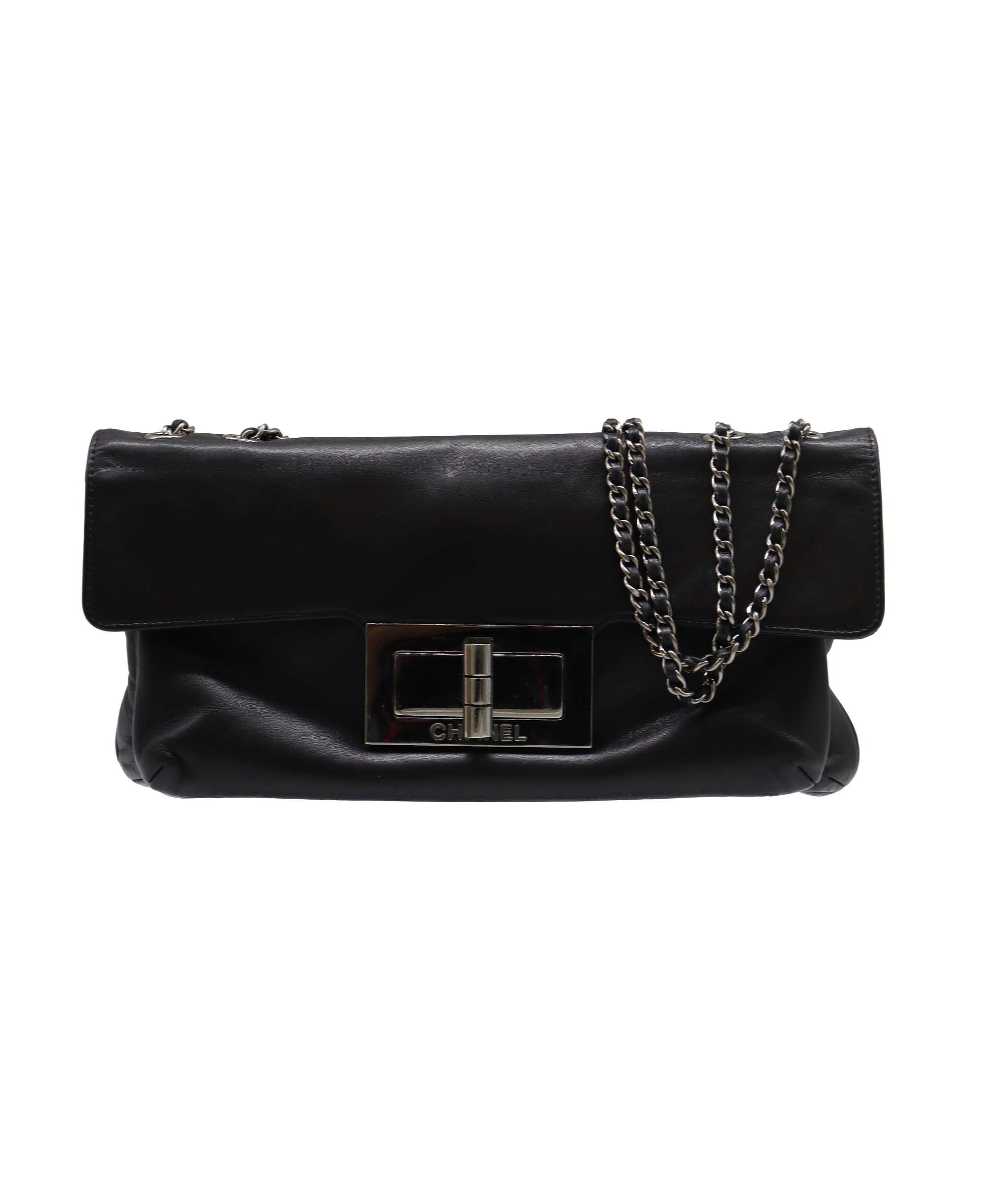 Chanel Chanel 2.55 Reissue Lambskin Chain Bag Black - DXBS1931