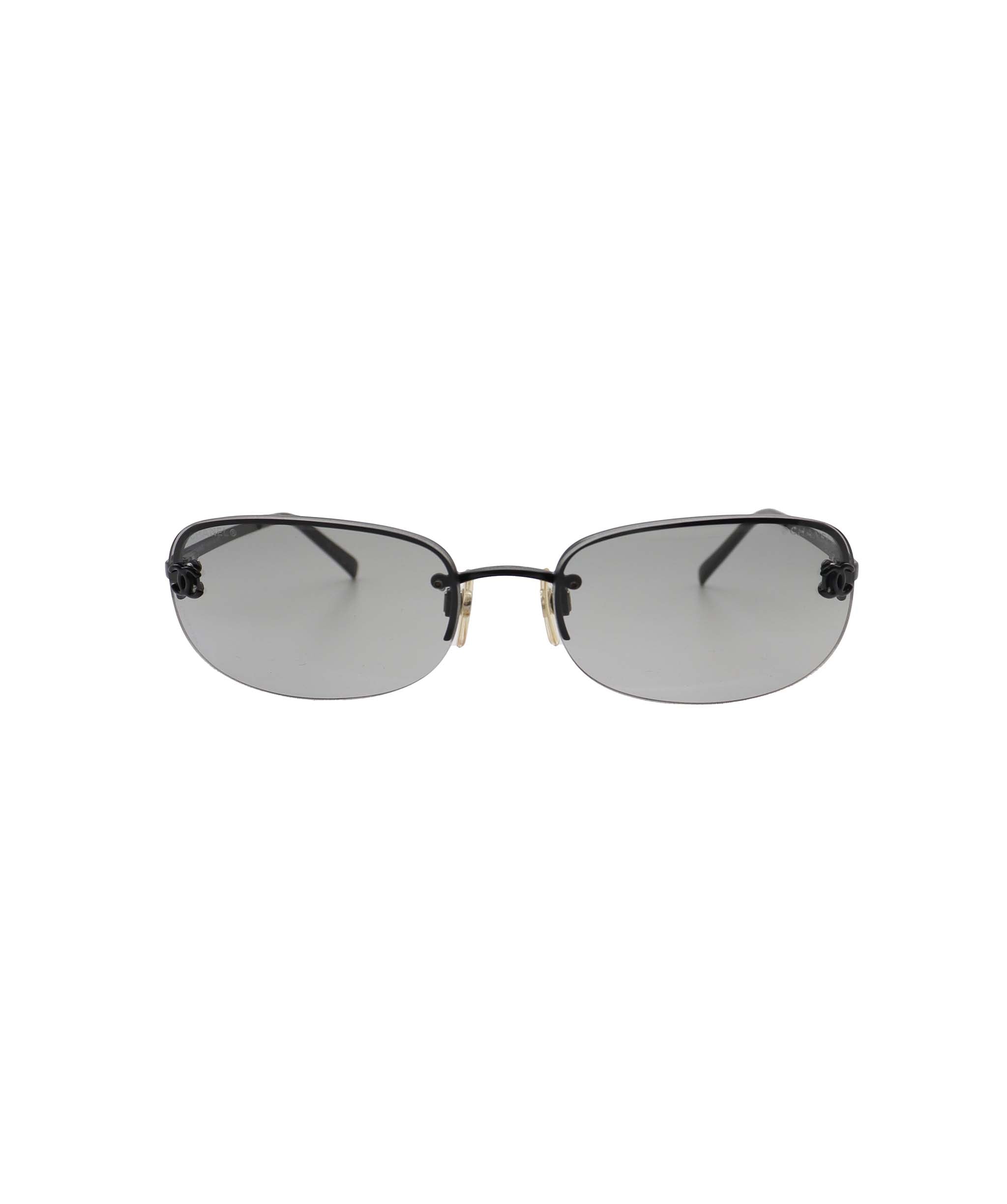 Chanel Chanel Rimless Sunglasses DXBS1913