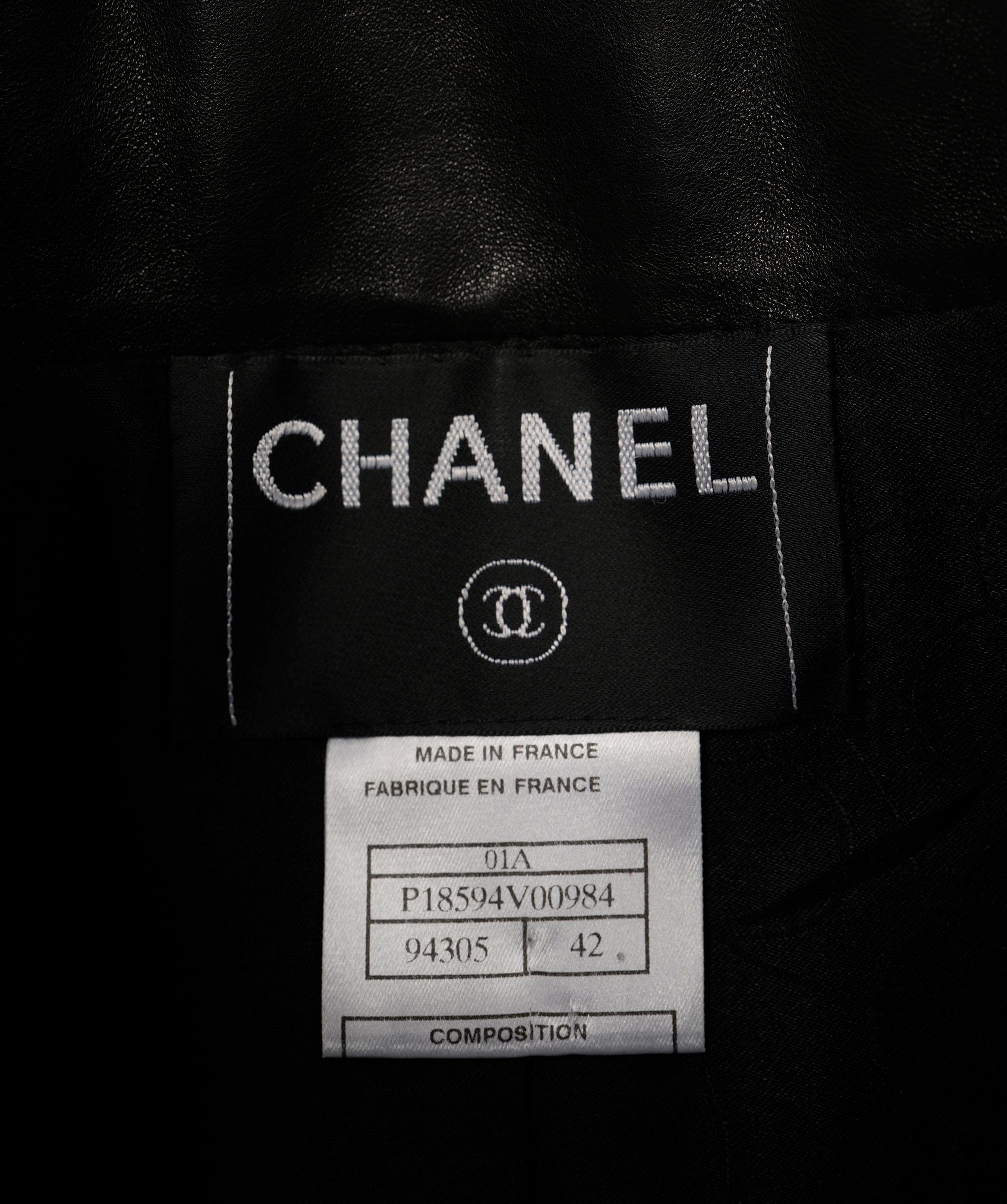 Chanel CHANEL VINTAGE CC LOGO BLACK LEATHER TRENCH COAT UKL1338