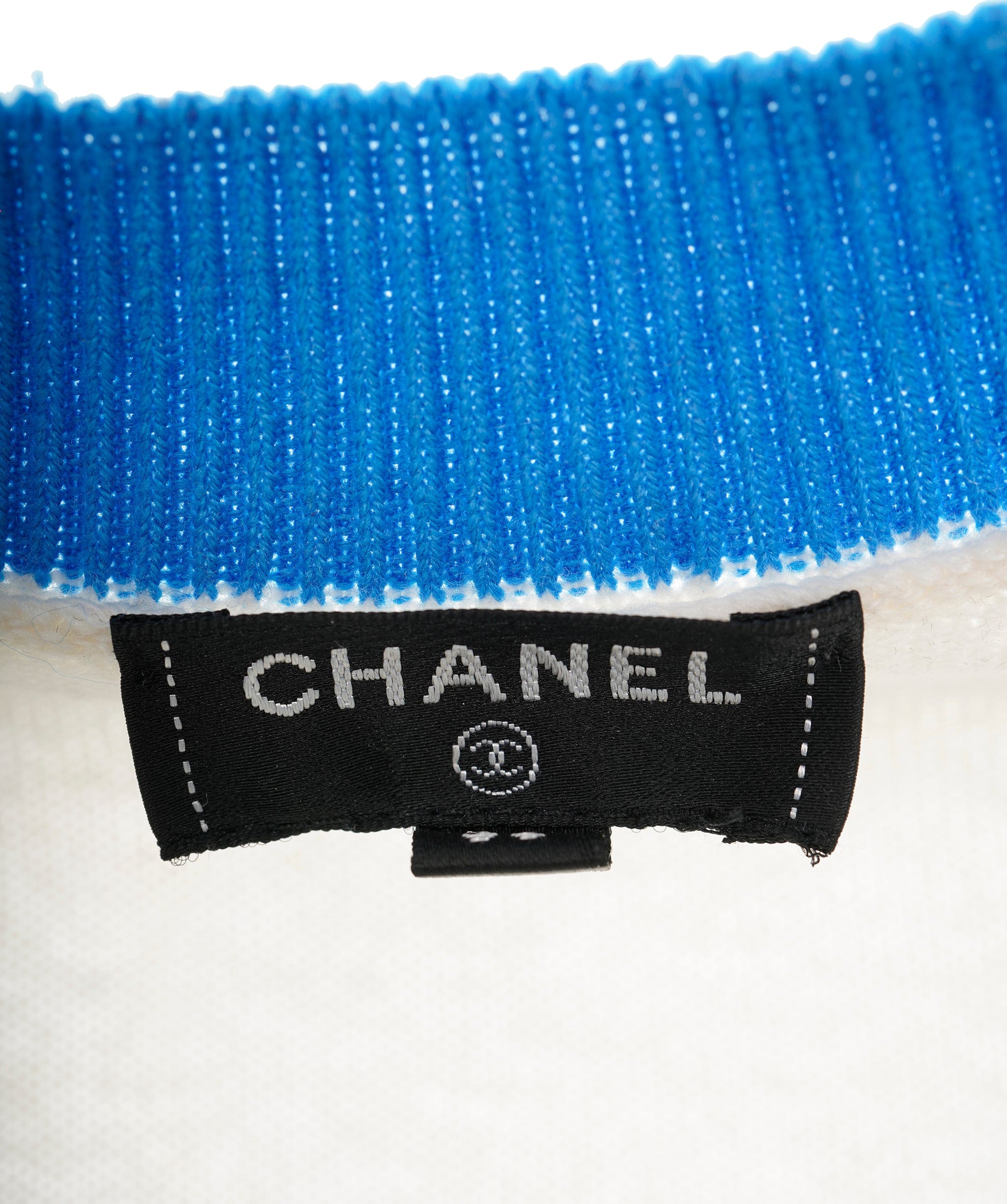 Chanel Cardigan Chanel CHA NEL blanc bleu FR38 P61427K46799 ALC1214