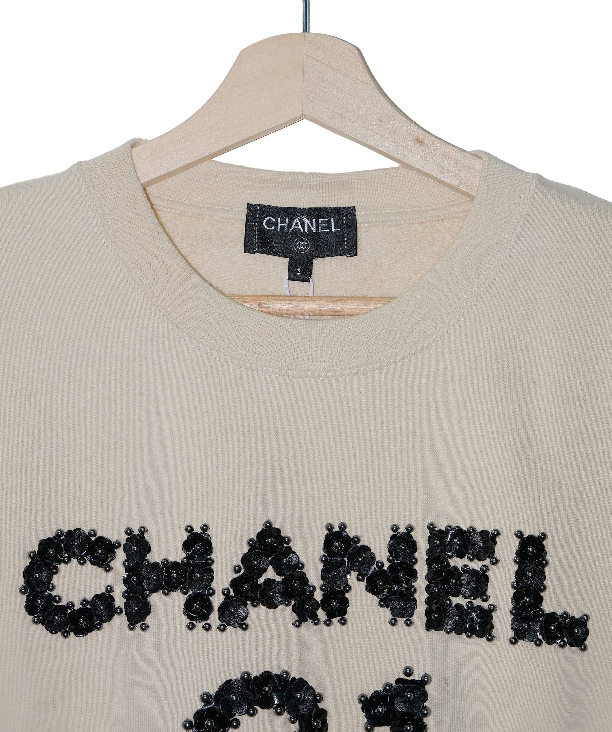 Chanel Chanel 31 Rue Cambon Pullover w/ dustbag RJC3648