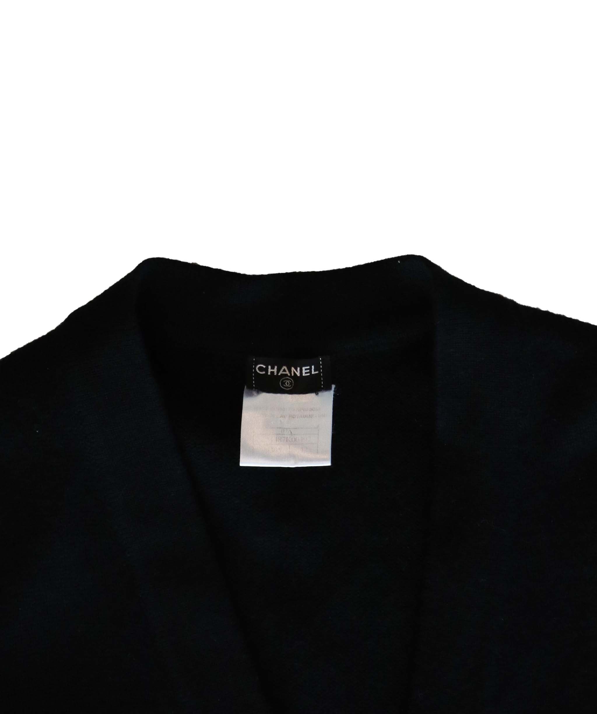 Chanel Chanel black cashemere cardigan AGC1781