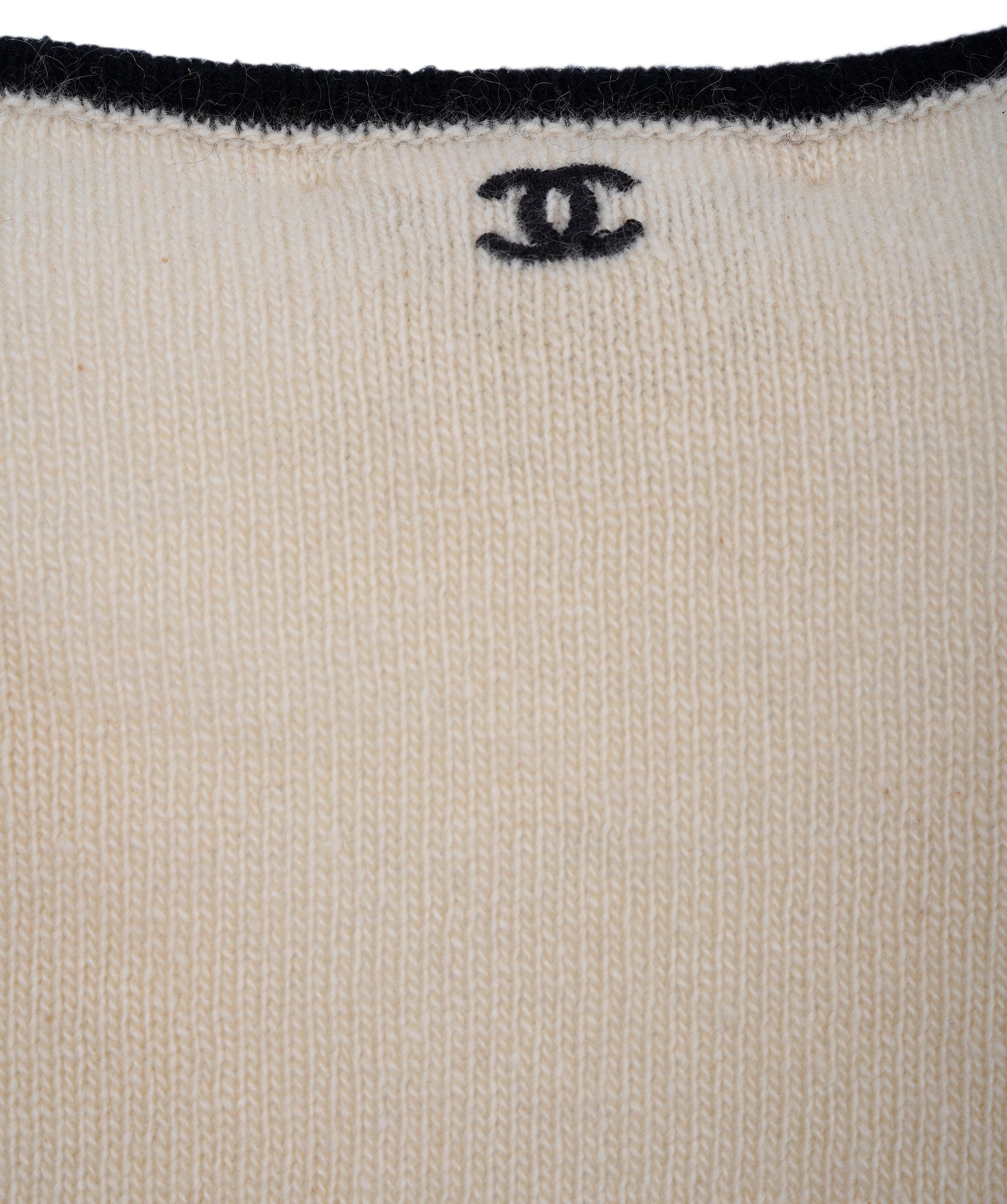 Chanel Chanel Cashmere Ensemble Sweater Top Cream Black ASL10733