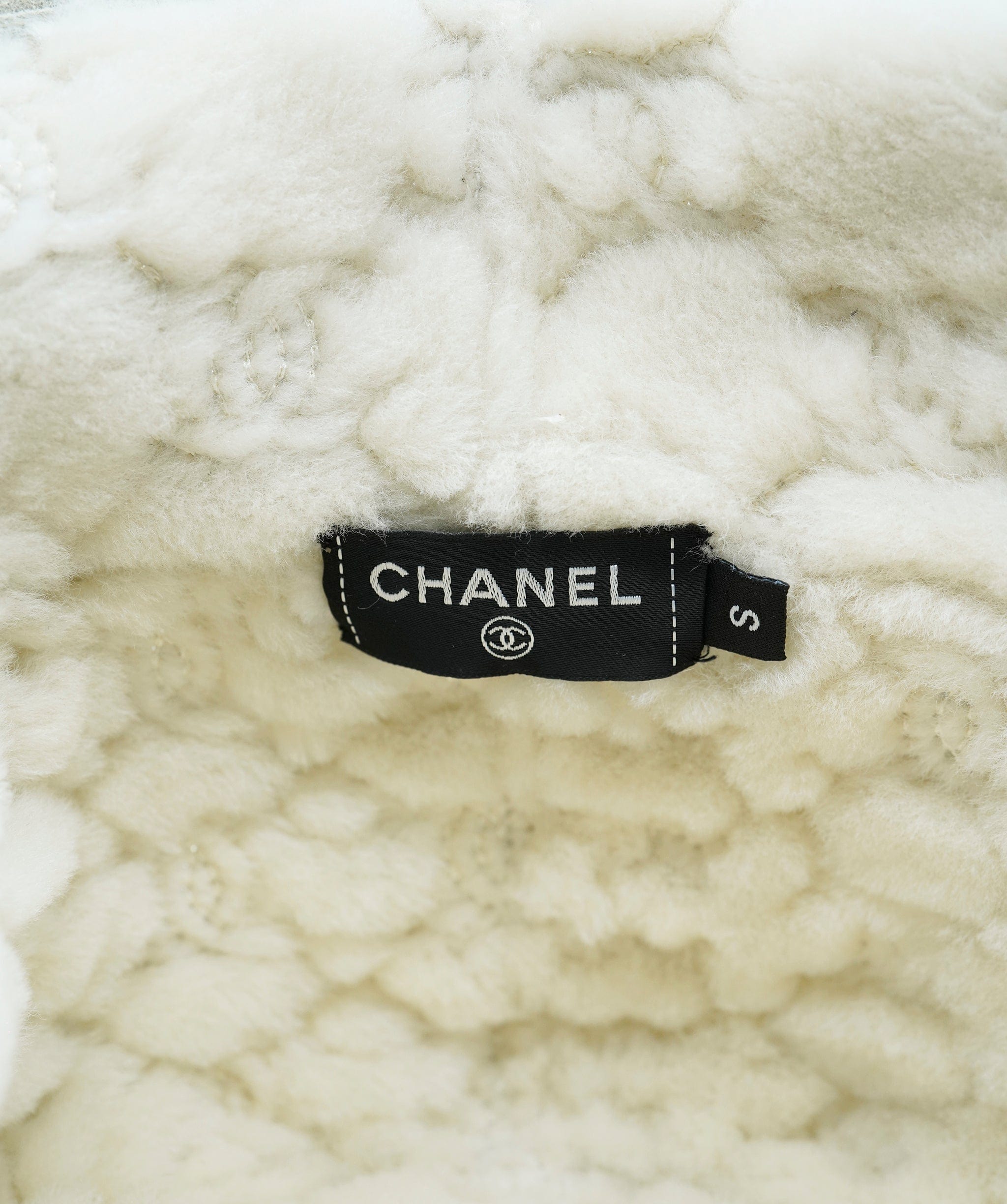 Chanel Chanel CC Sherling Bucket Hat  ALL0600