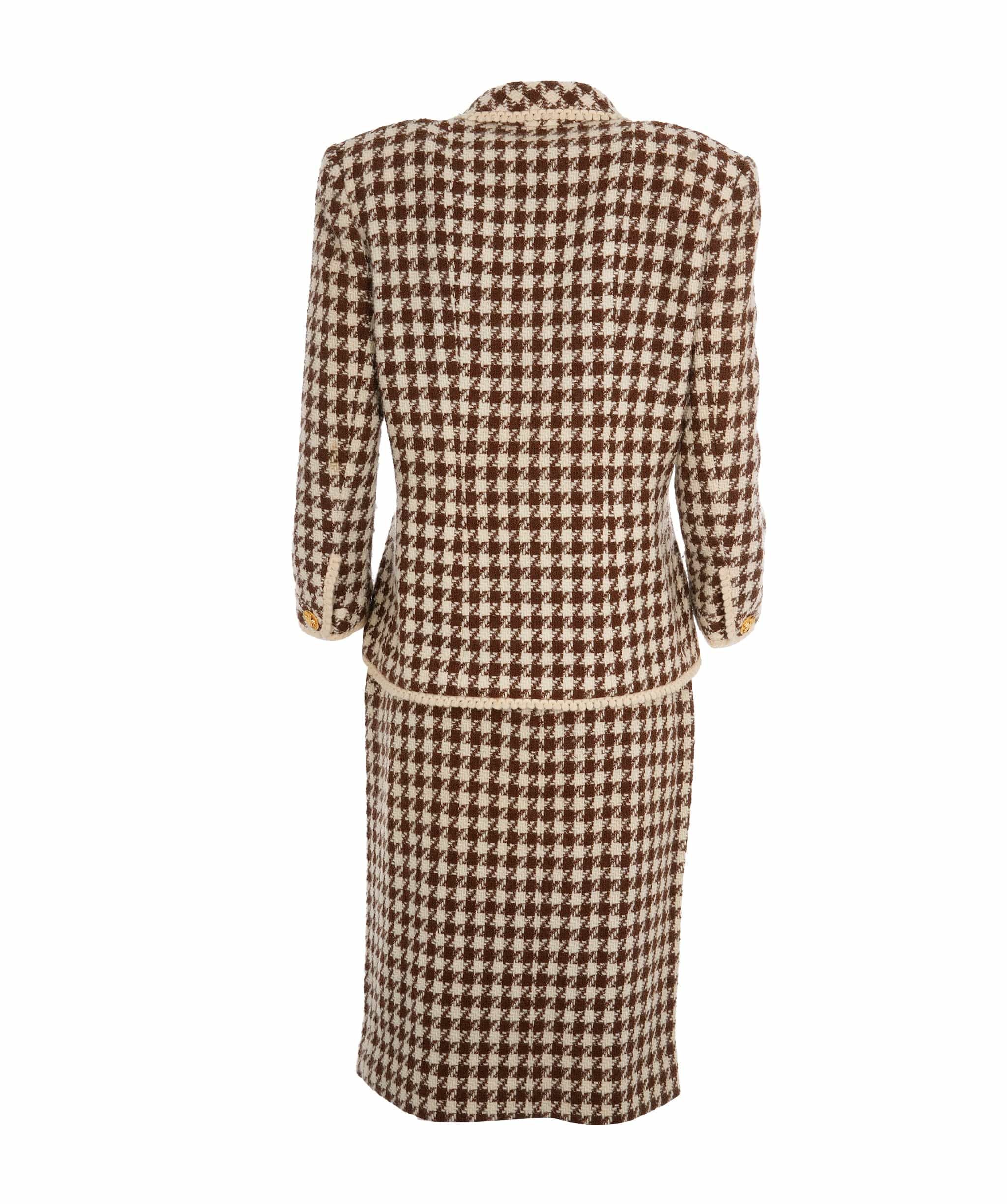 Chanel CHANEL TAN HOUNDSTOOTH SUIT WITH CLOVER BUTTONS UKL1412