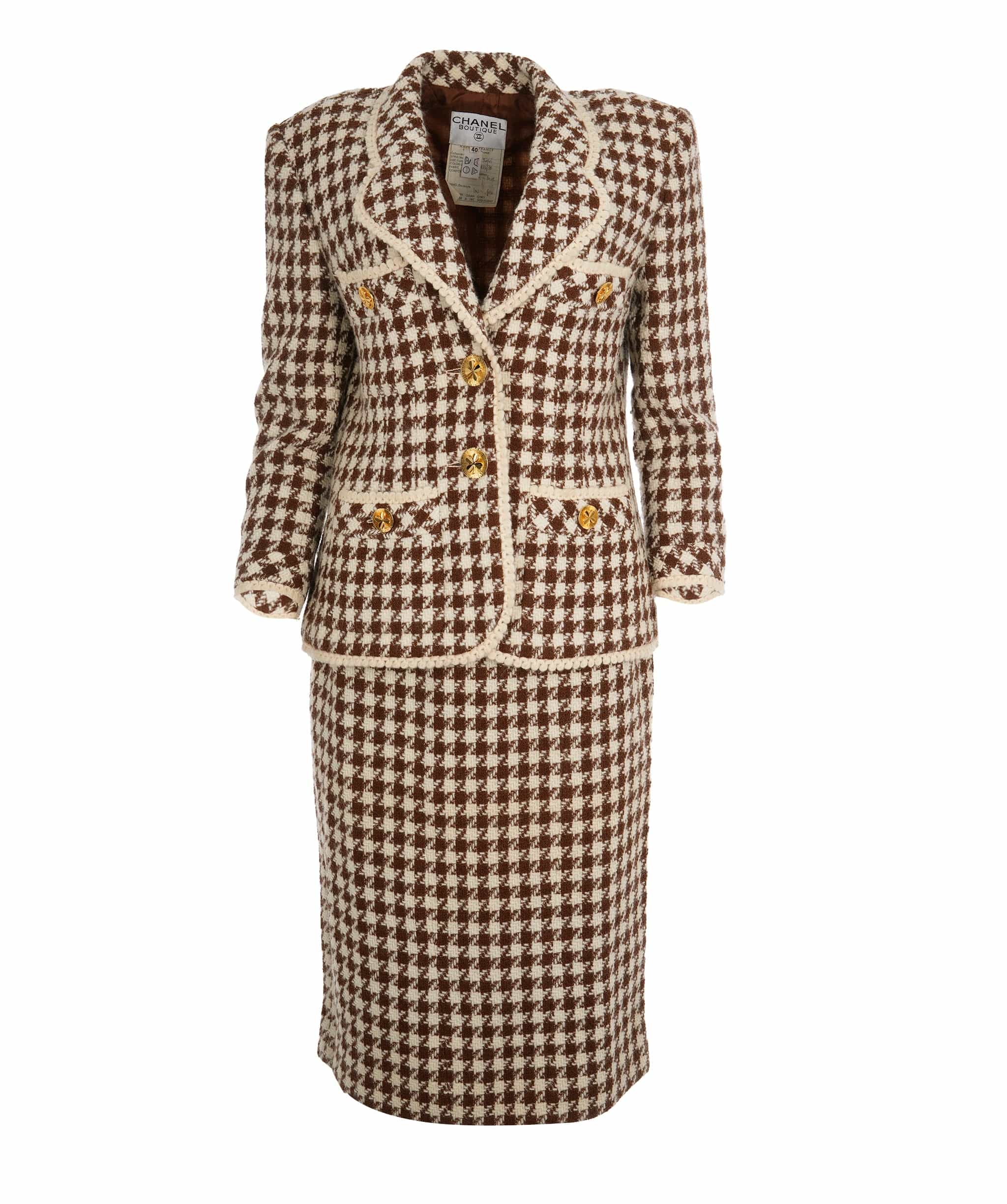 Chanel CHANEL TAN HOUNDSTOOTH SUIT WITH CLOVER BUTTONS UKL1412