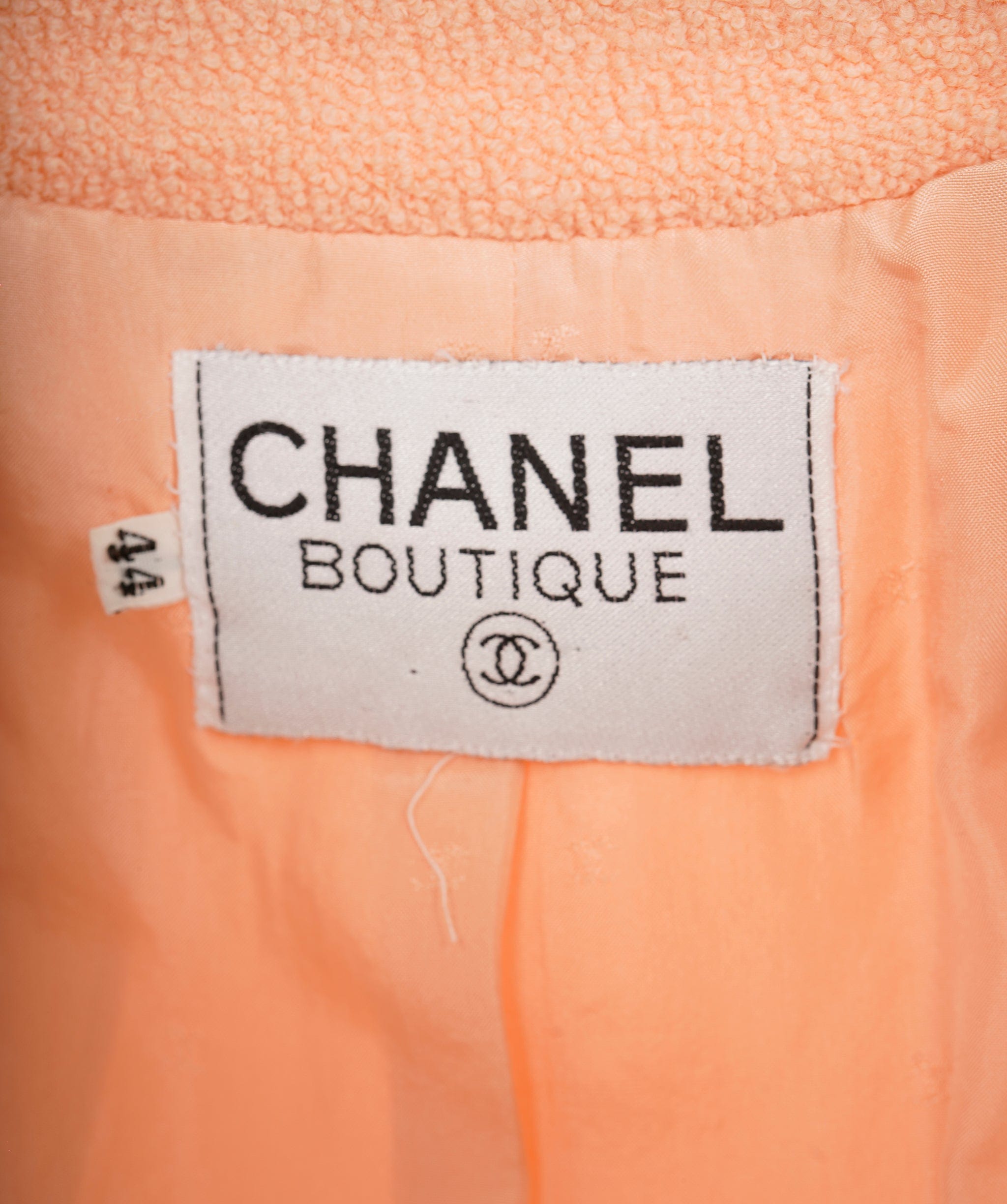 Chanel Chanel Vintage 94C Peach Contrast Trim CC Button Jacket ALC1825