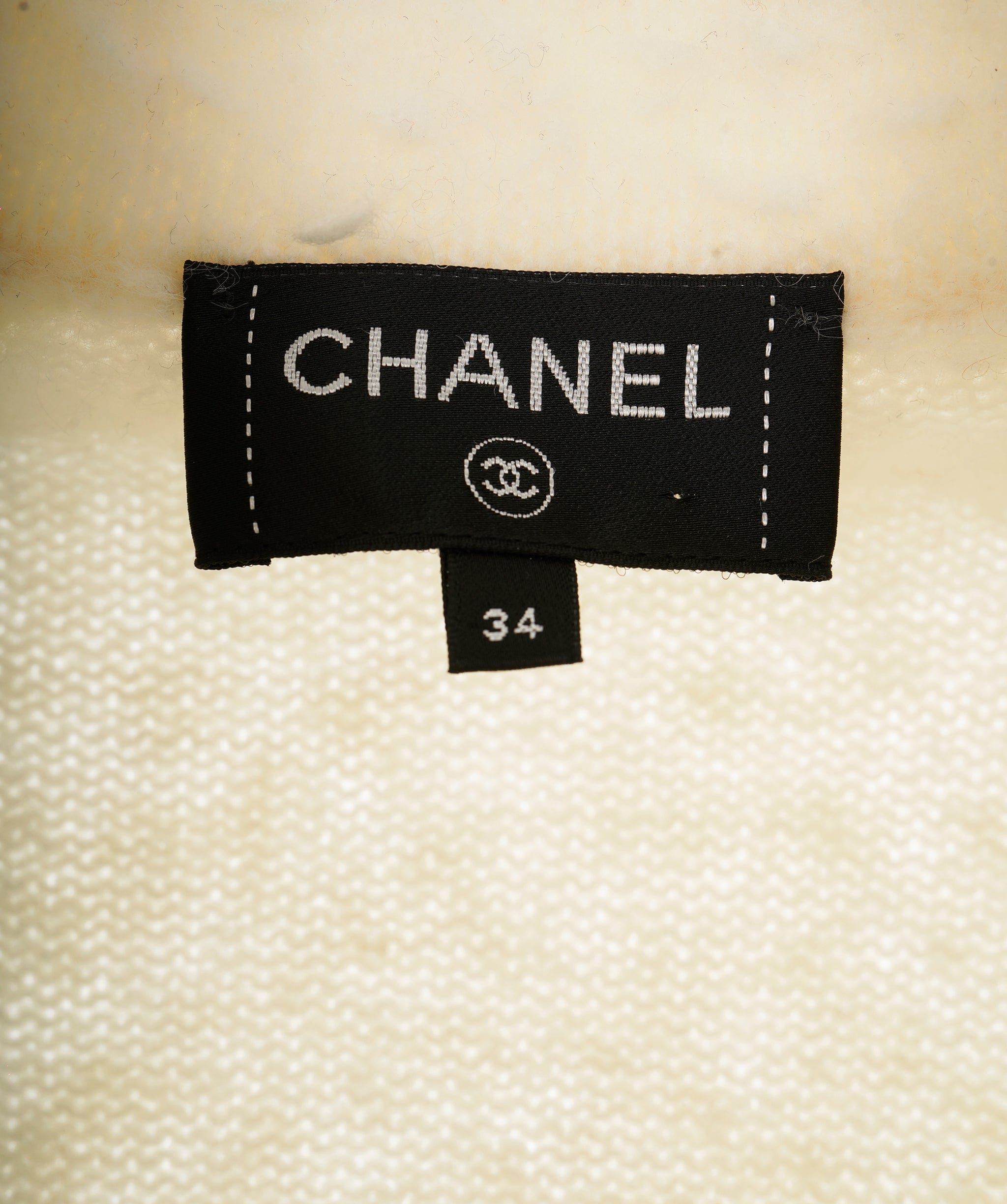 Chanel Chanel White Turnlock CC Cardigan and Joggers ALL0593