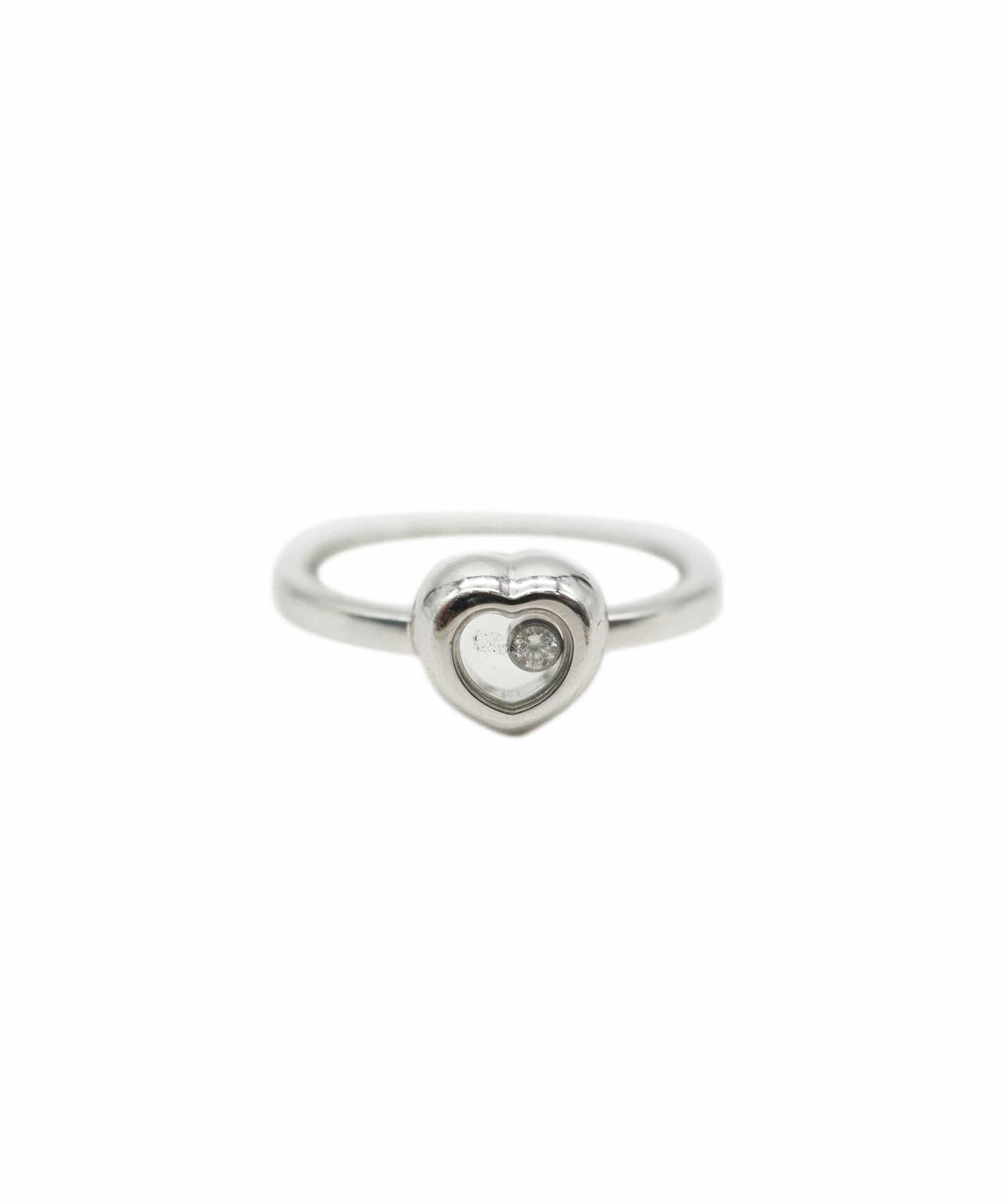 Chopard Chopard Happy Diamonds Heart Ring in 18k White Gold 0.05 CTW AHC1883