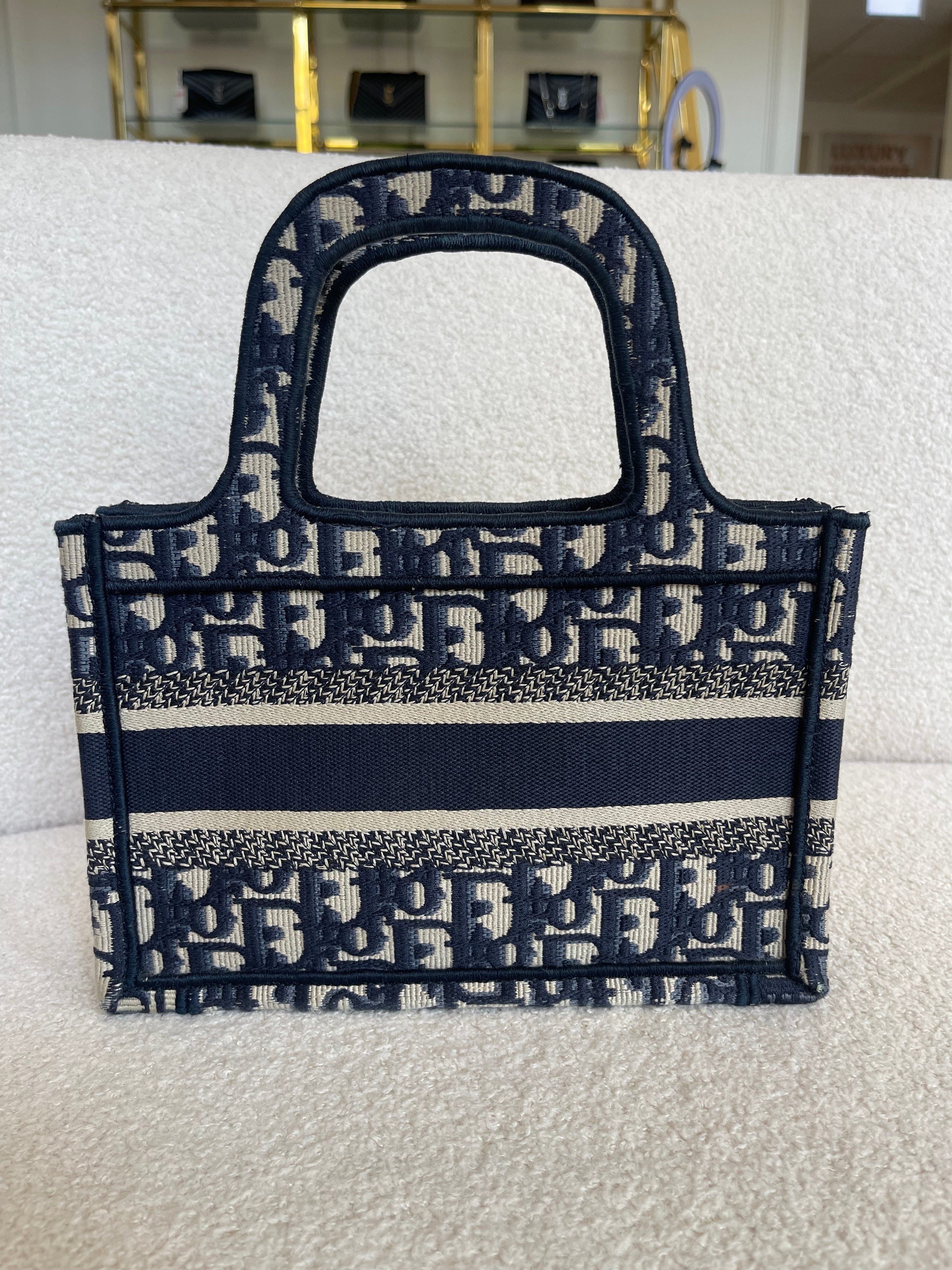 Christian Dior Dior mini book tote  - AJC0123