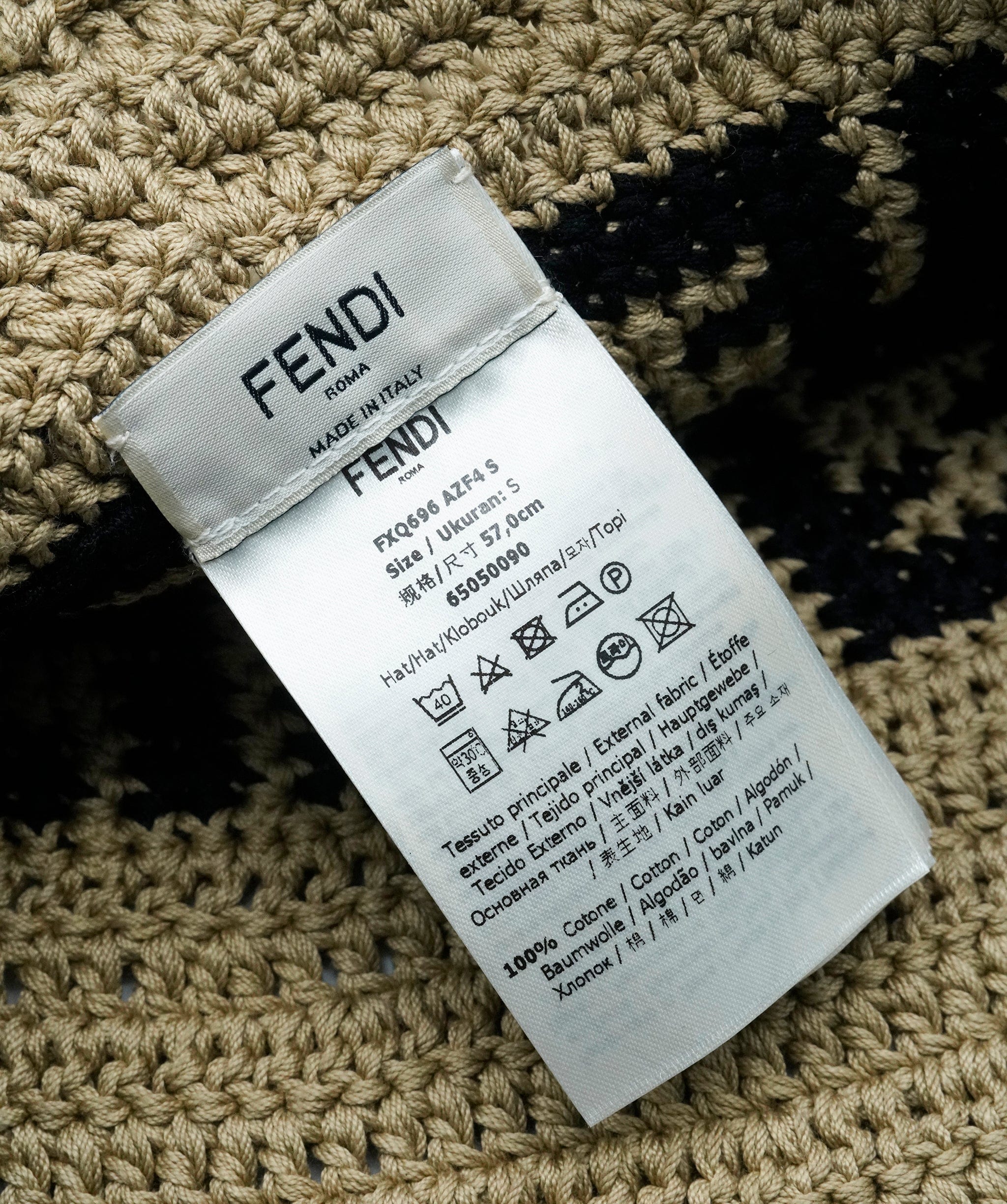 Fendi Fendi hat
 AHL1075