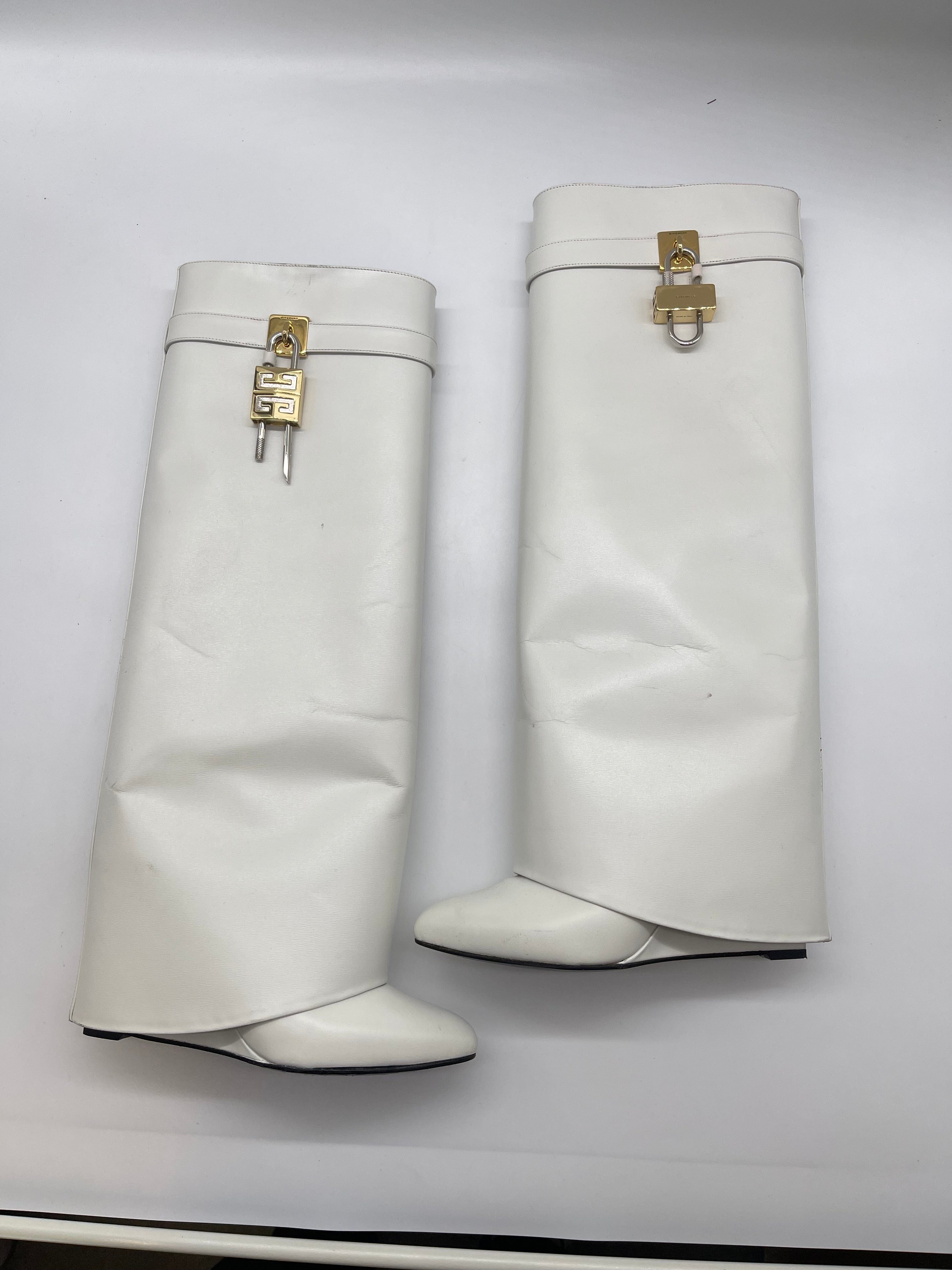 Givenchy Givenchy White Boots RJC3974