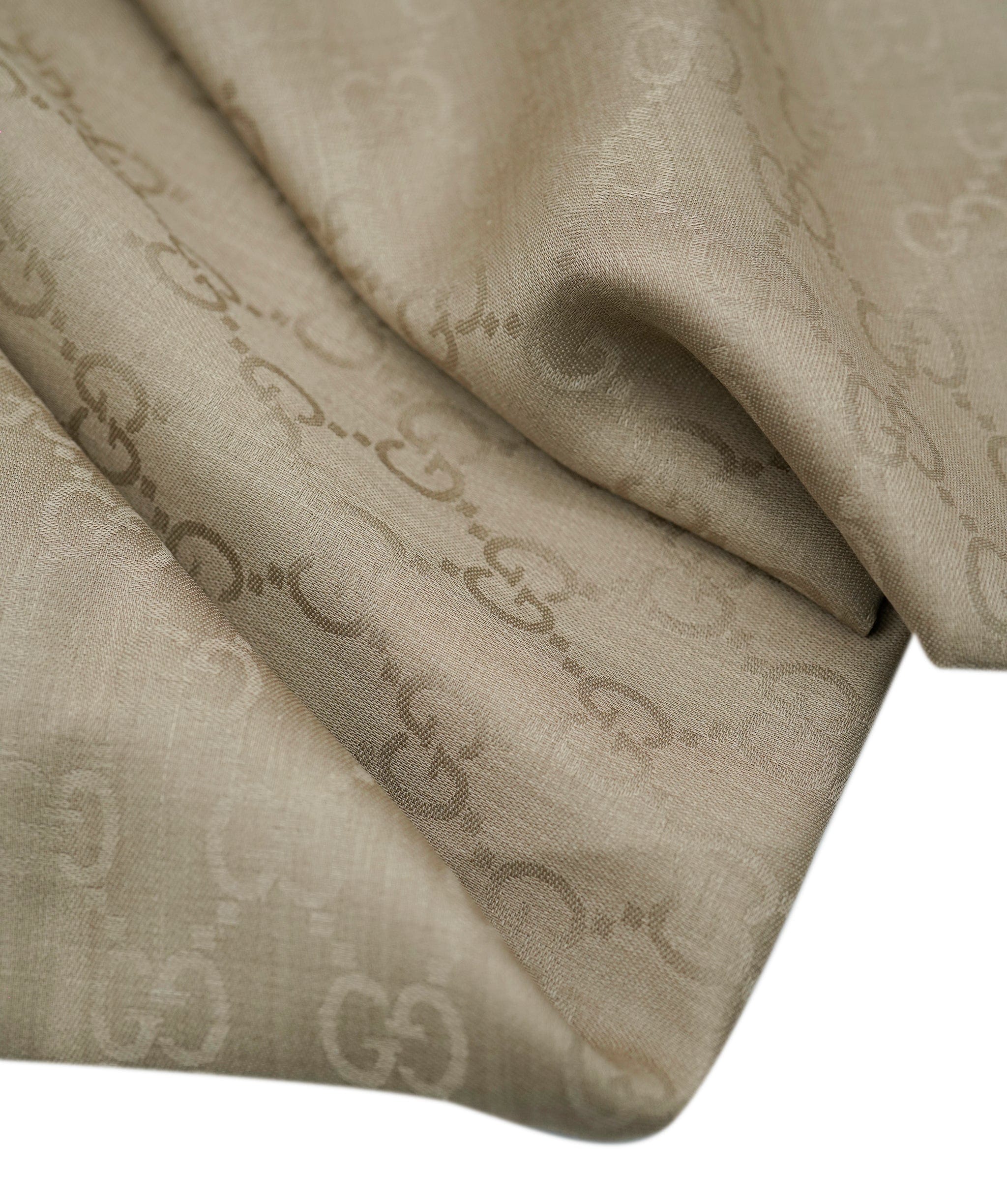 Gucci Gucci beige silk/ wool 135 x 136  AJL0198