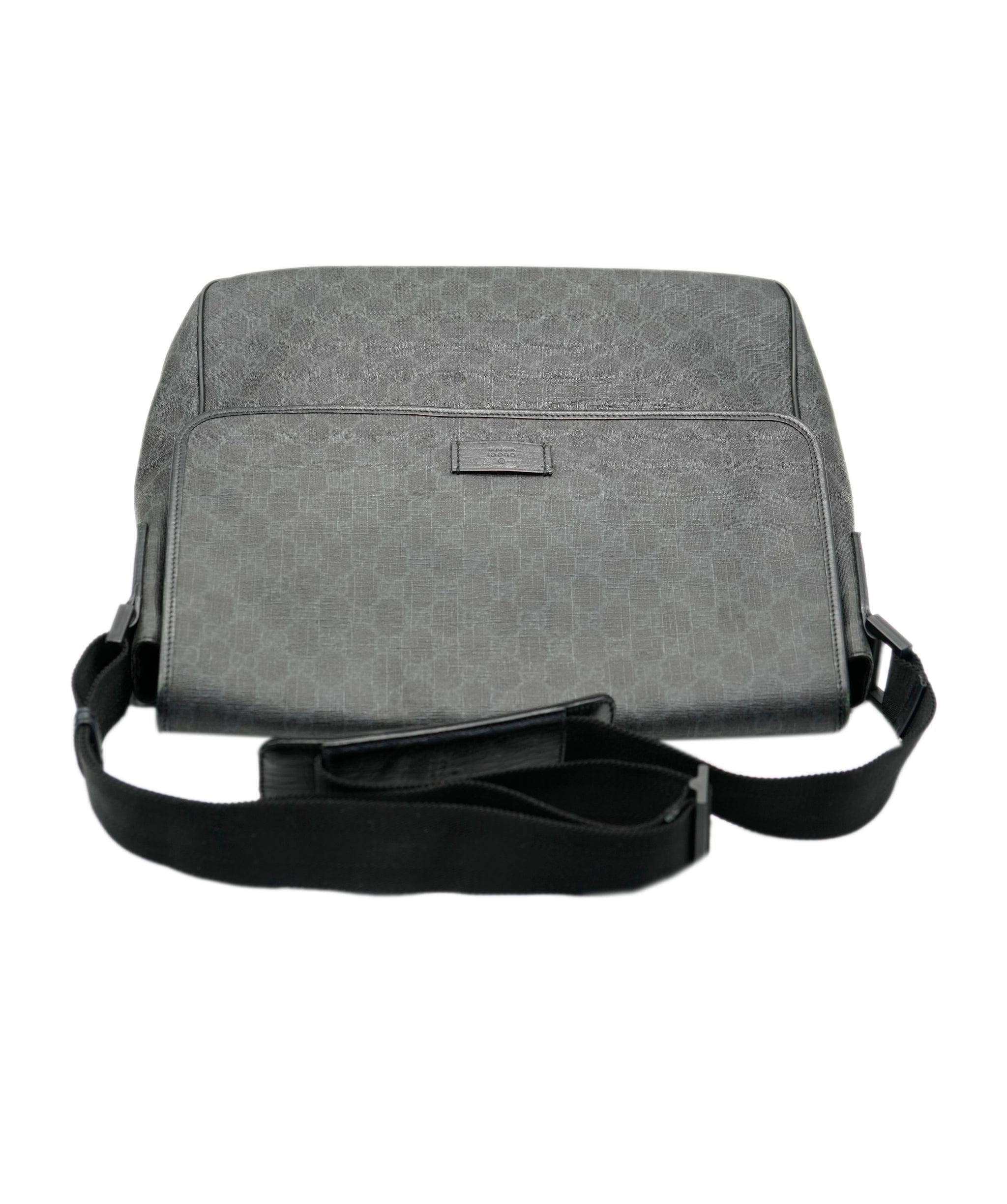 Gucci Gucci Black Coated Canvas Crossbody ALC0814