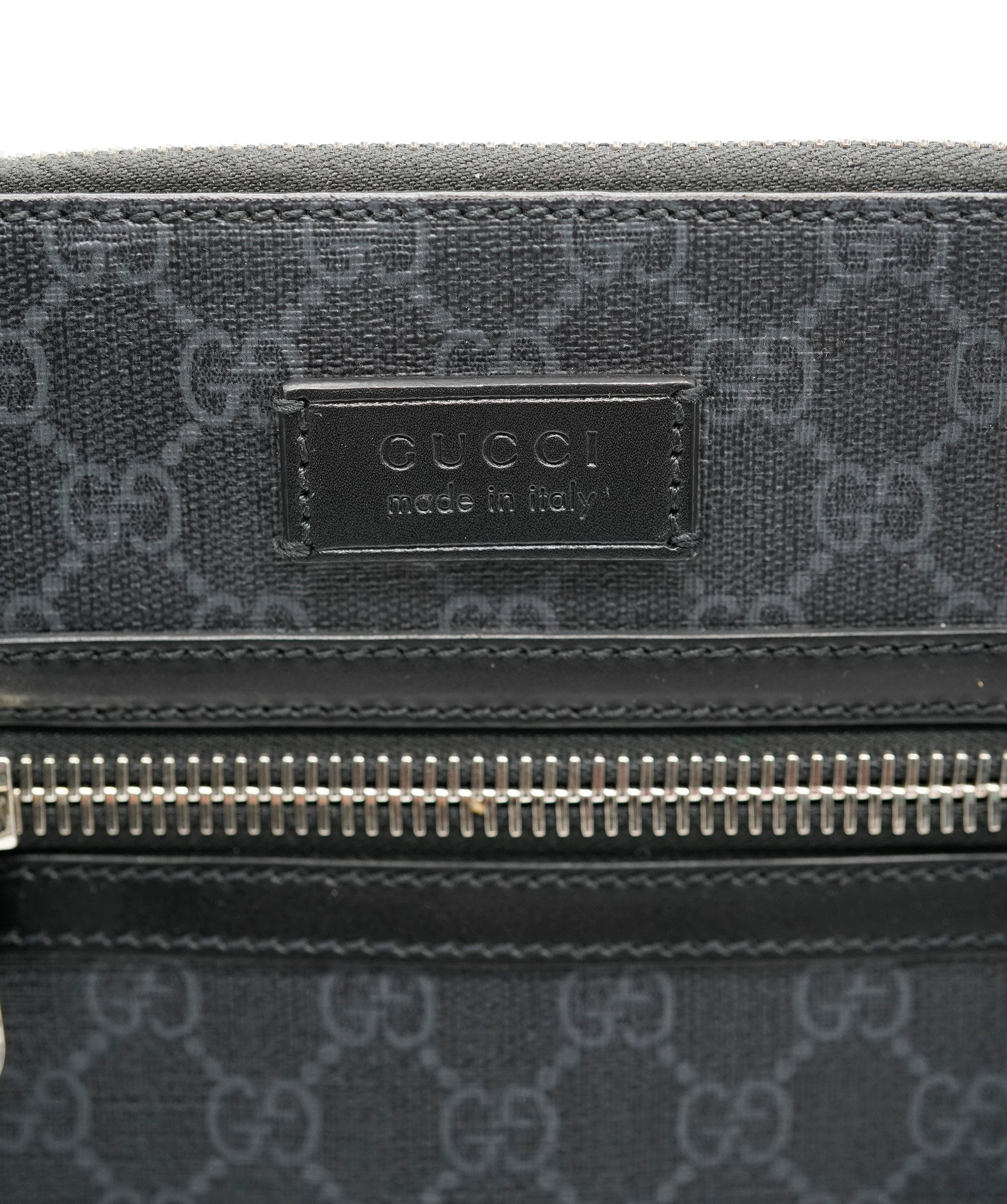 Gucci Gucci Black Coated Crossbody bag with Red/Navy Strap ALC0886