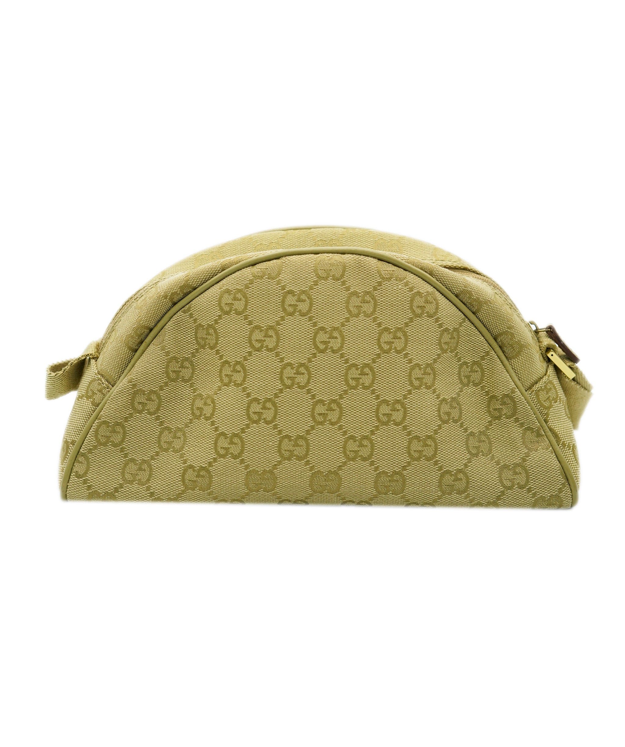 Gucci Gucci CC canvas half moon beige bag  ALC1628