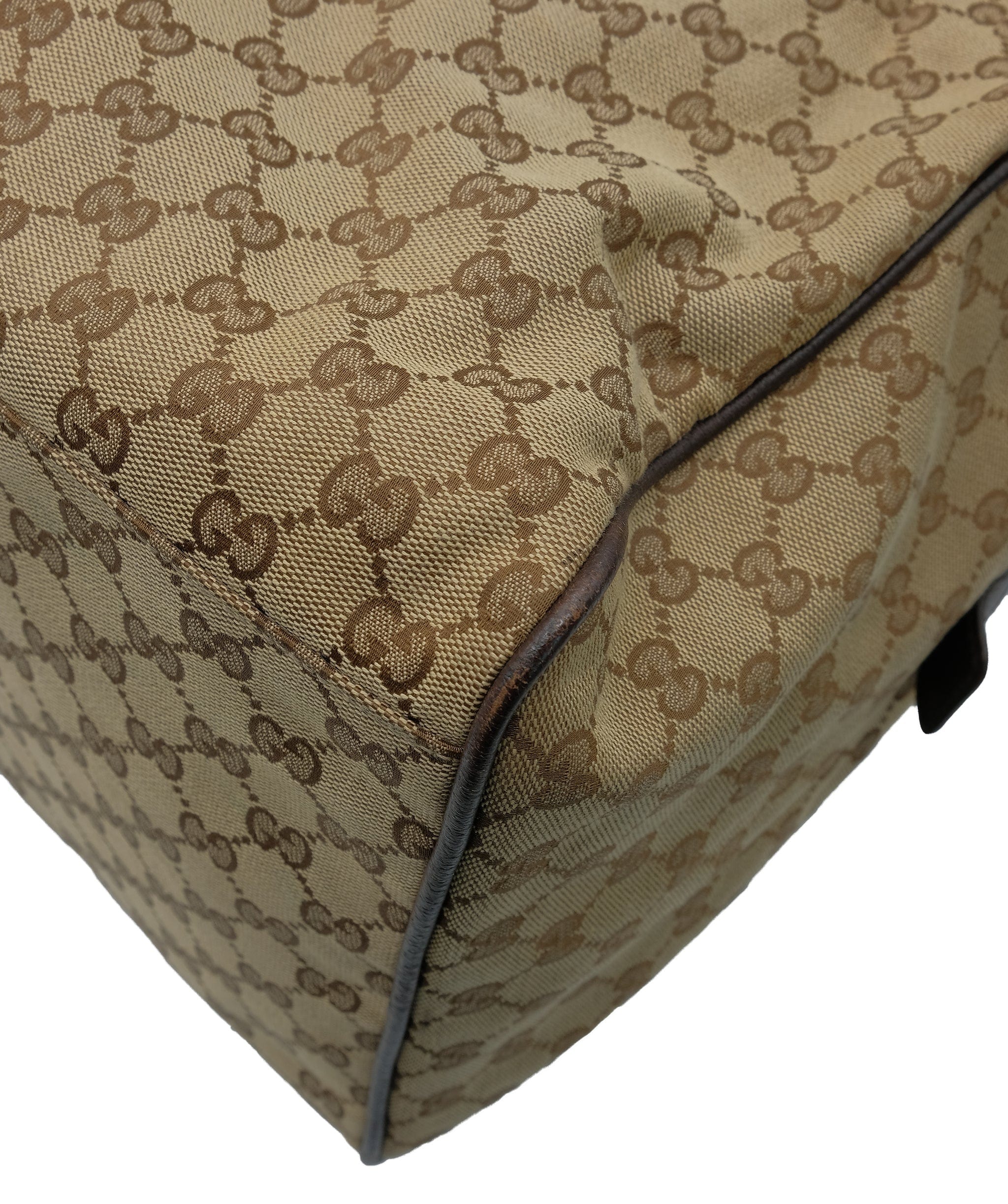 Gucci Gucci Logo Fabric Travel Bag RJC2644