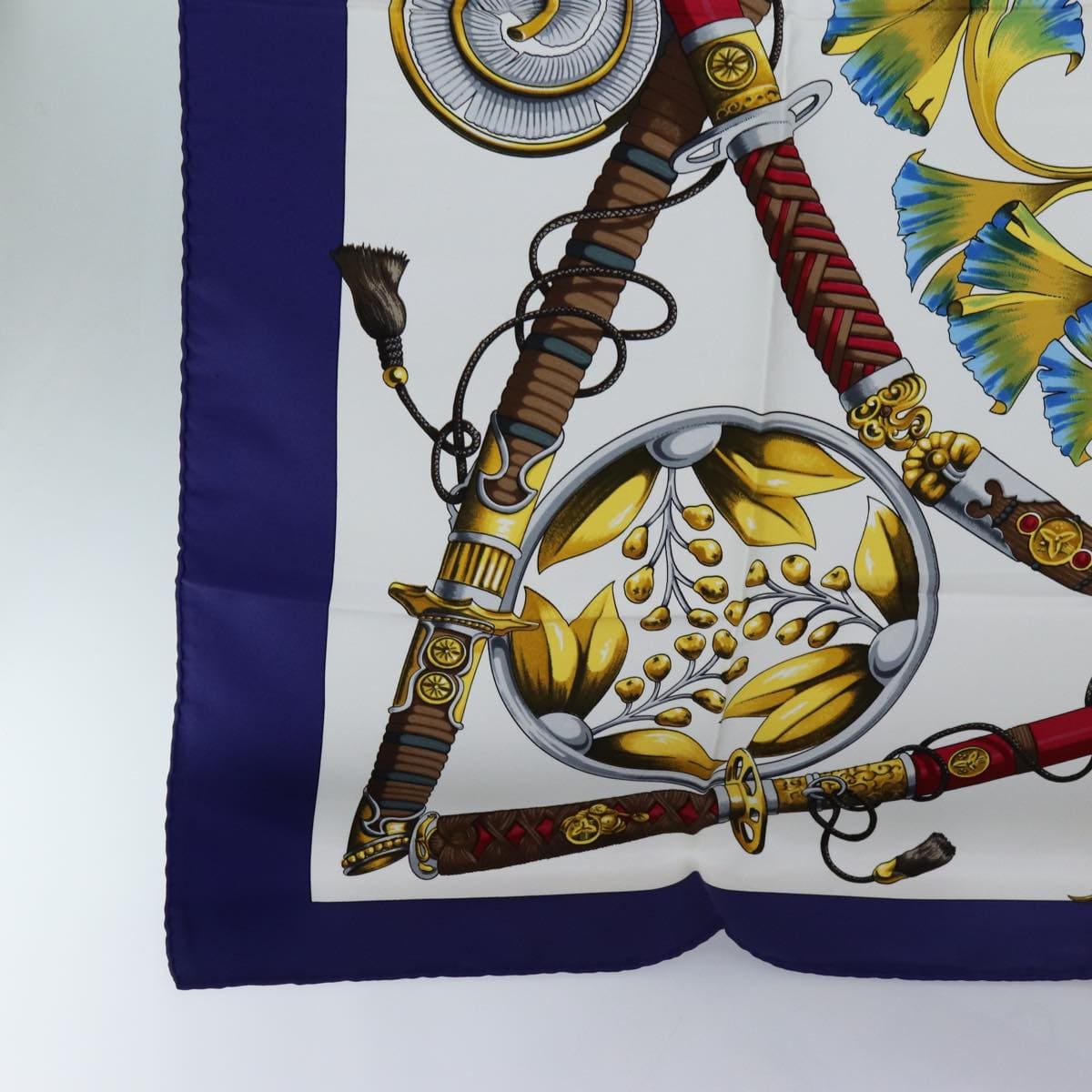 Hermès HERMES Carre 90 DAIMYO PRINCES DU
 SOLEIL LEVANT Scarf Silk Navy Auth 71128 DXBS0612