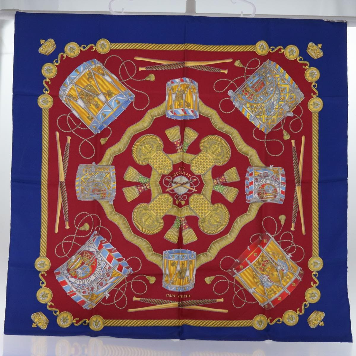 Hermès HERMES Carre 90 LES TAMBOURS Scarf Silk Red Blue Auth 63544 DXBS0704