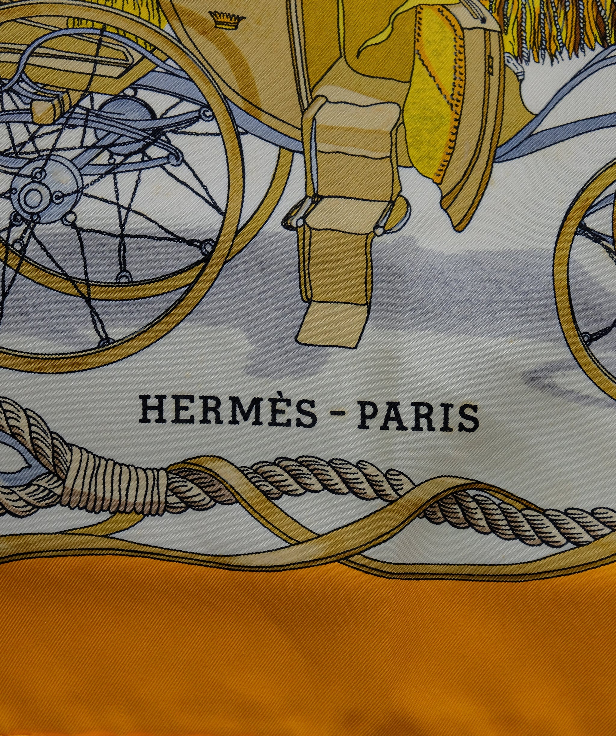 Hermès HERMES Carre 90 MUSEE Scarf Silk YellowAuth bs10406 DXBS0364