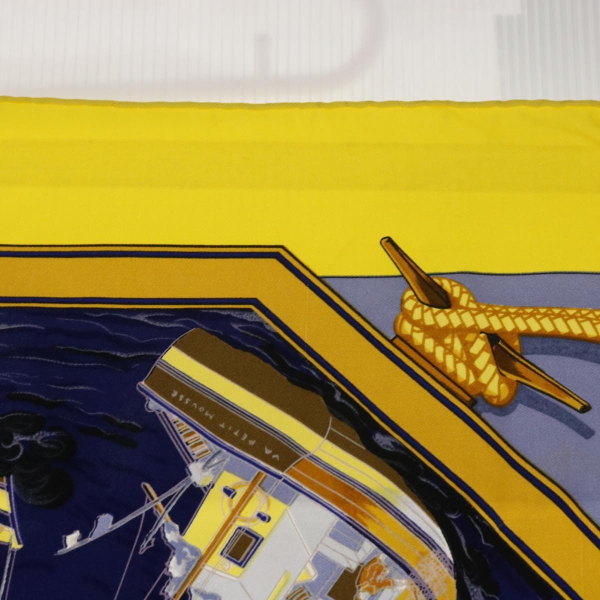 Hermès HERMES Carre 90 RETOUR DE PECHE Scarf
 Silk Yellow Navy Auth ac2222 DXBS0623