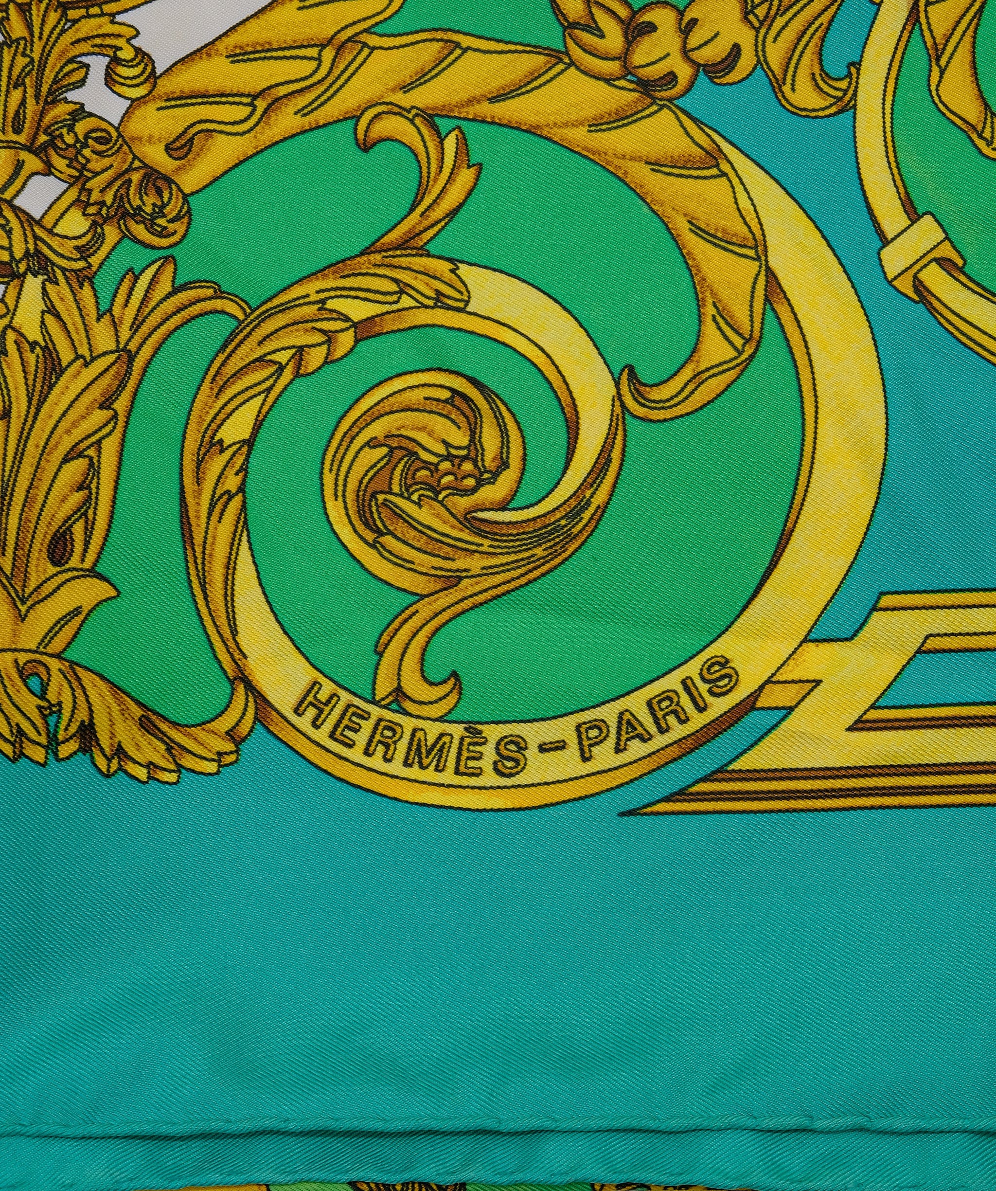 Hermès HERMES Carre 90 Scarf "LES TUILERIES" Silk
Green Auth bs14234 DXBS0372