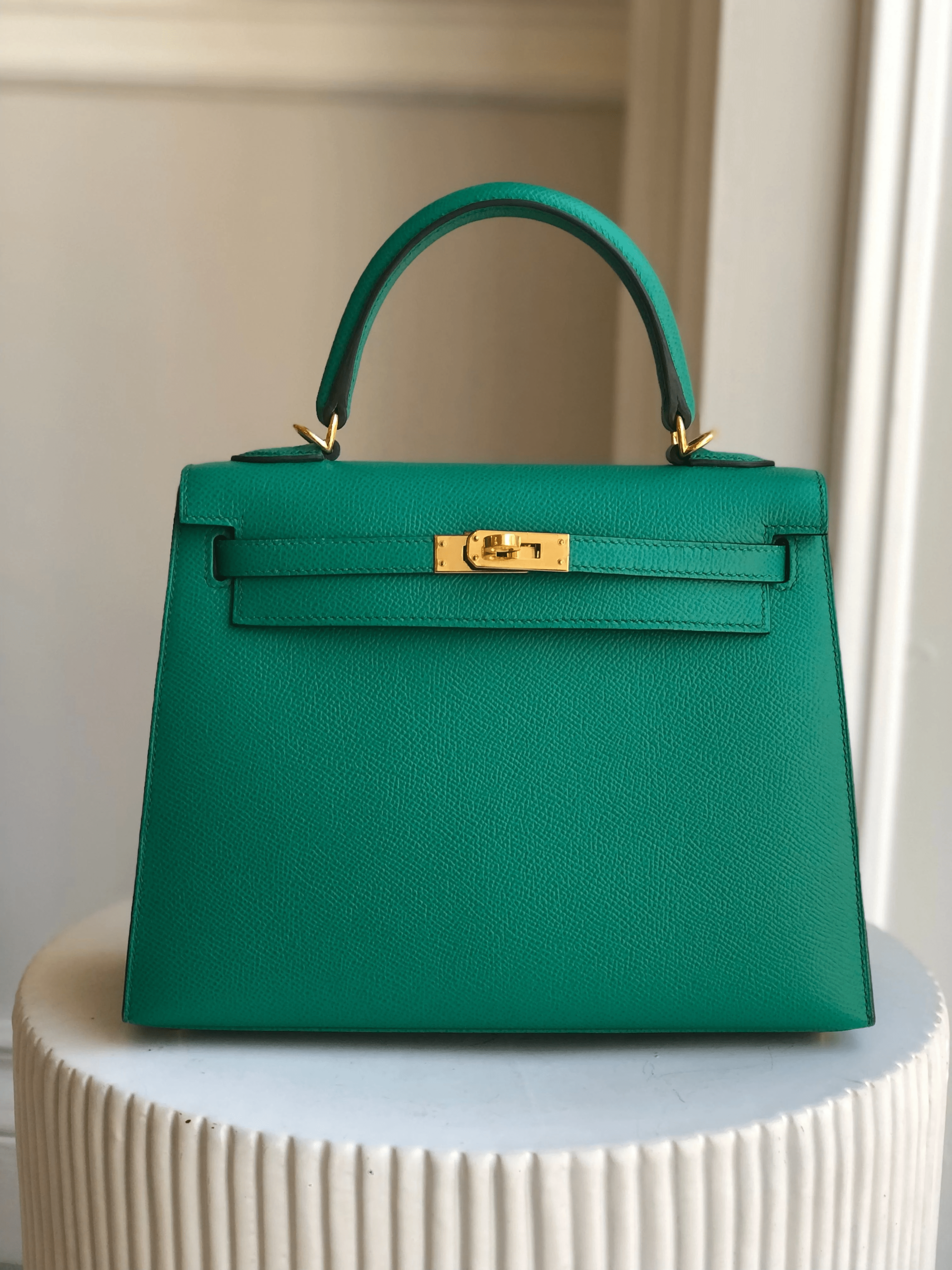 Hermes HERMÈS KELLY 25CM VERT JADE Epsom Leather with Gold Hardware