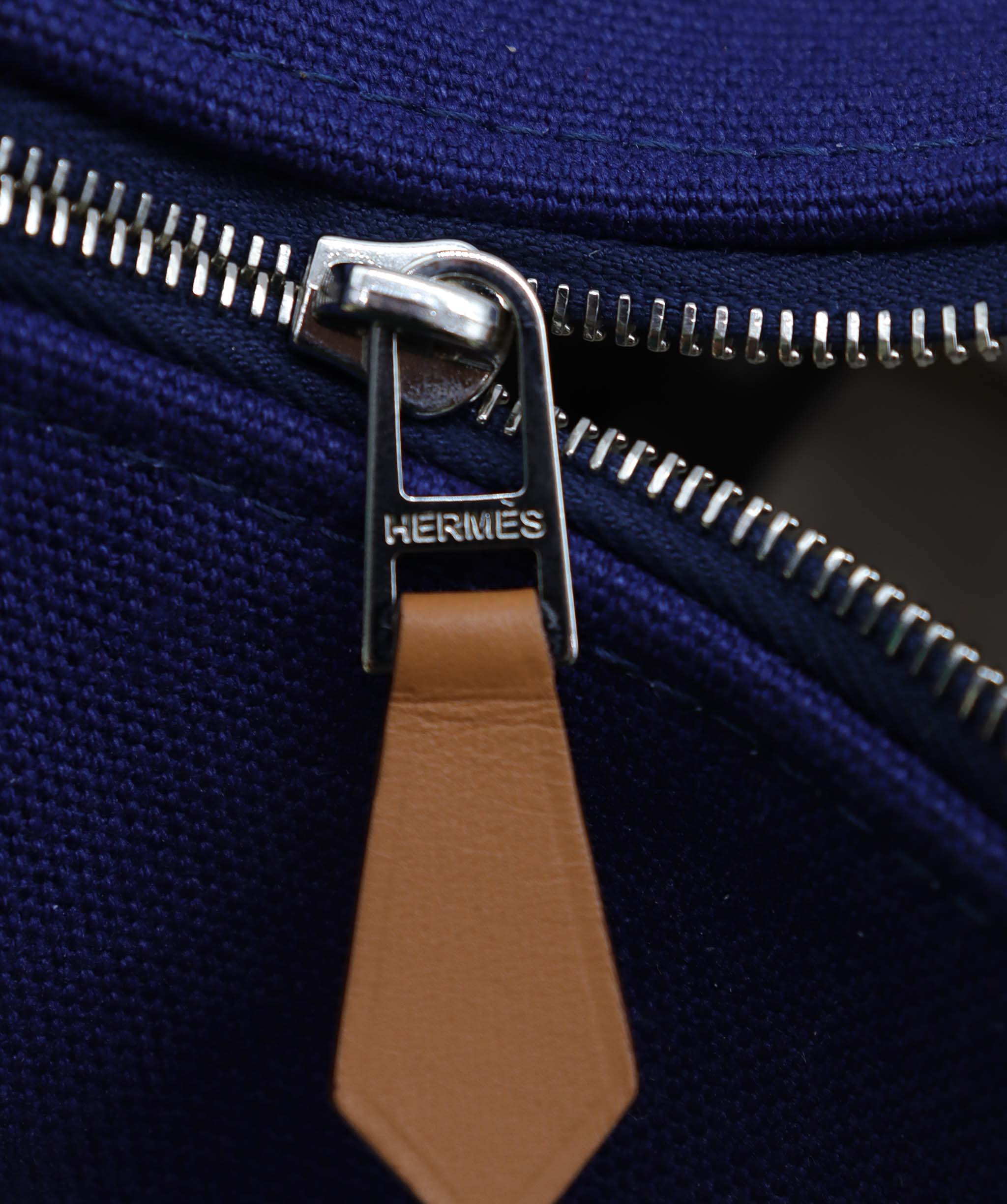 Hermès Hermes Bride a Brac Blue Marine PM DXBA0070