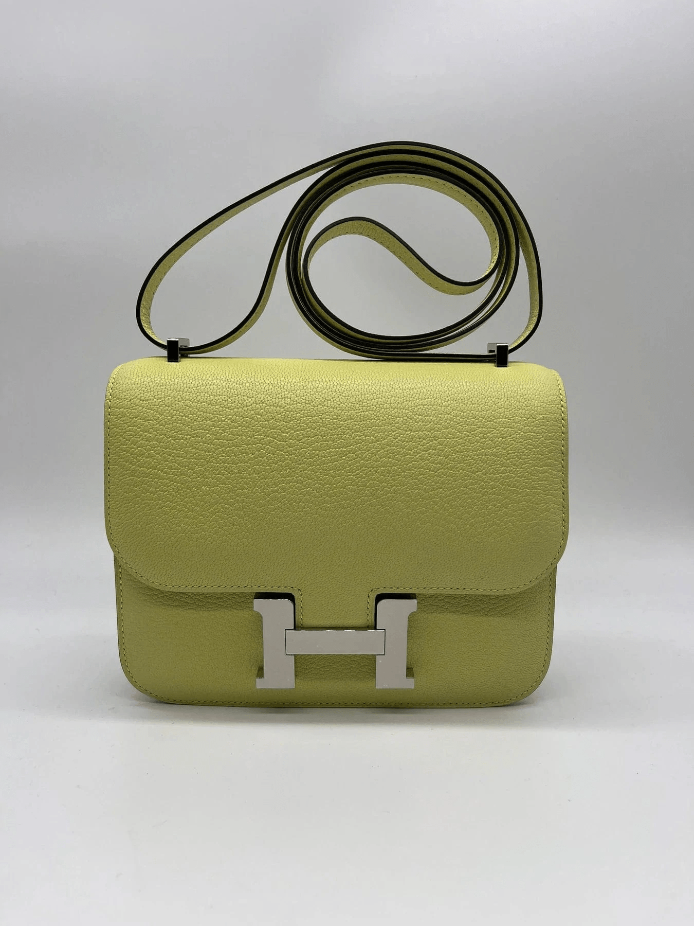 Hermès HERMÈS CONSTANCE 18CM JAUNE BOURGEON Chèvre Leather with Palladium Hardware