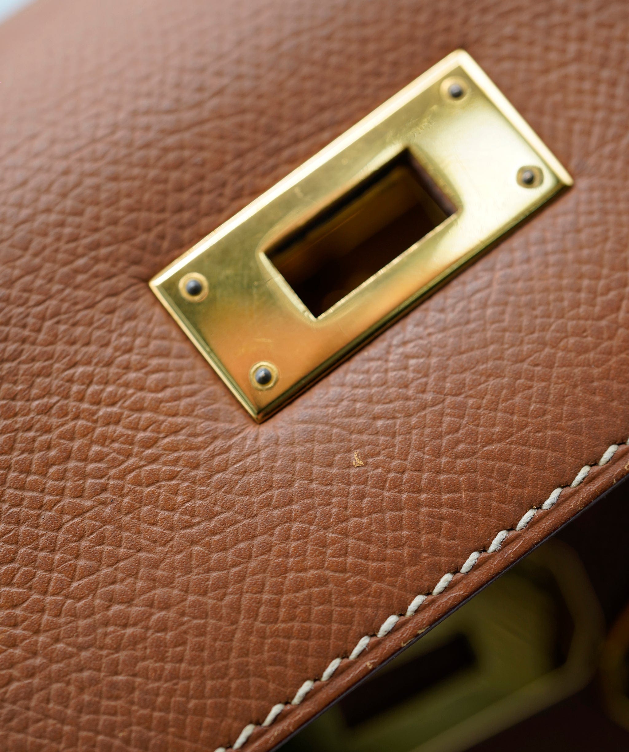 Hermès Hermes Kelly 28 Gold 90183772 ASL7407