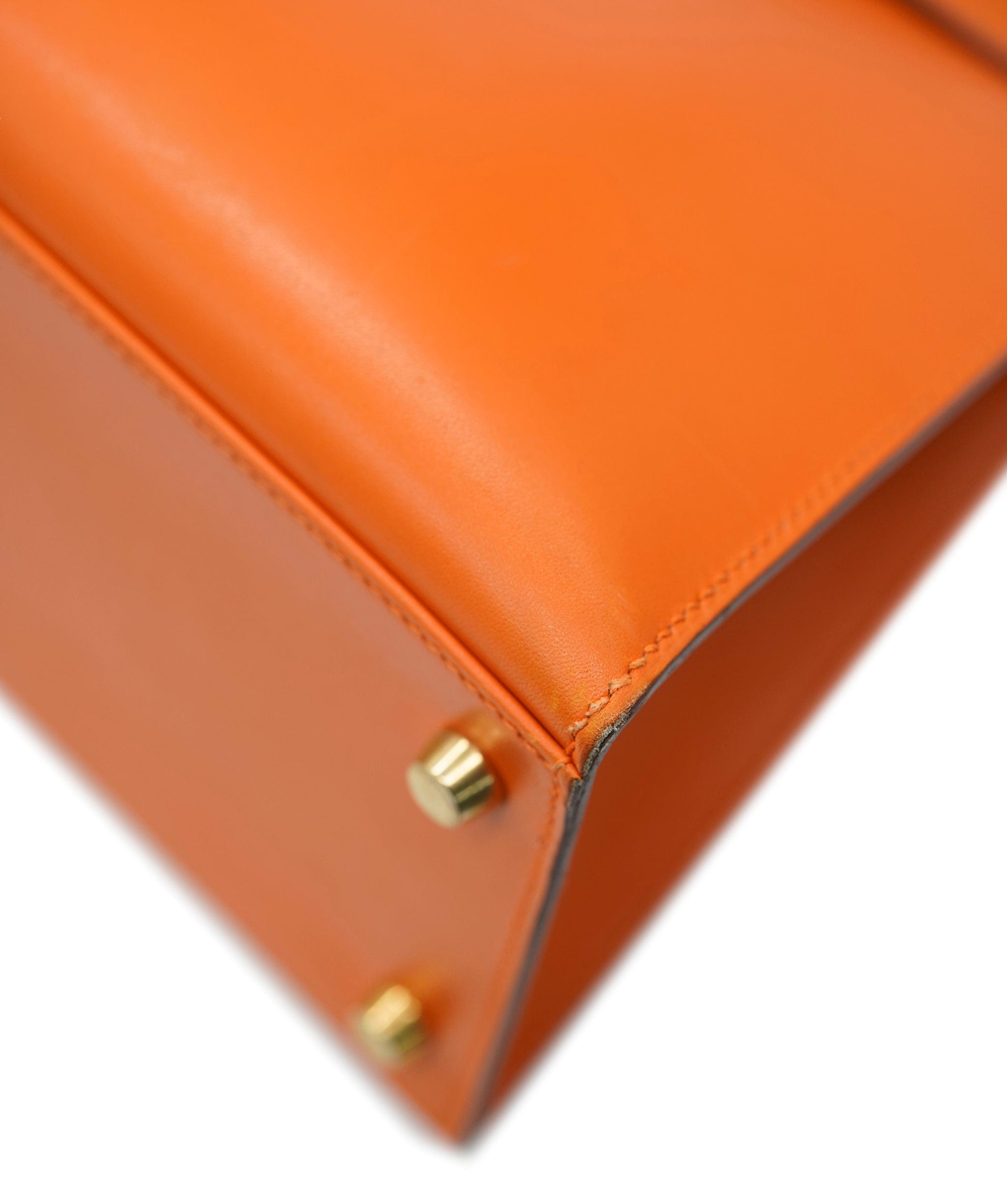 Hermès Hermes Kelly 28 Orange Box Leather With GHW *From Samia's Closet* ALC1741